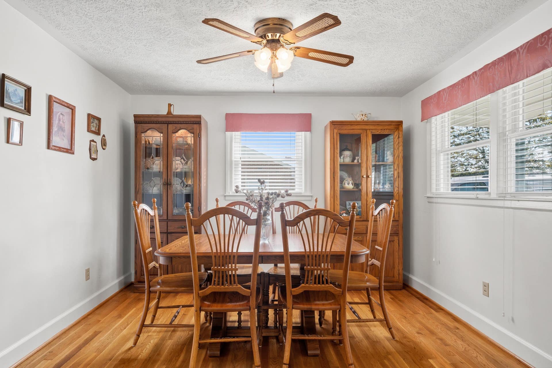 713 Ninth Street, Radford, VA 24141