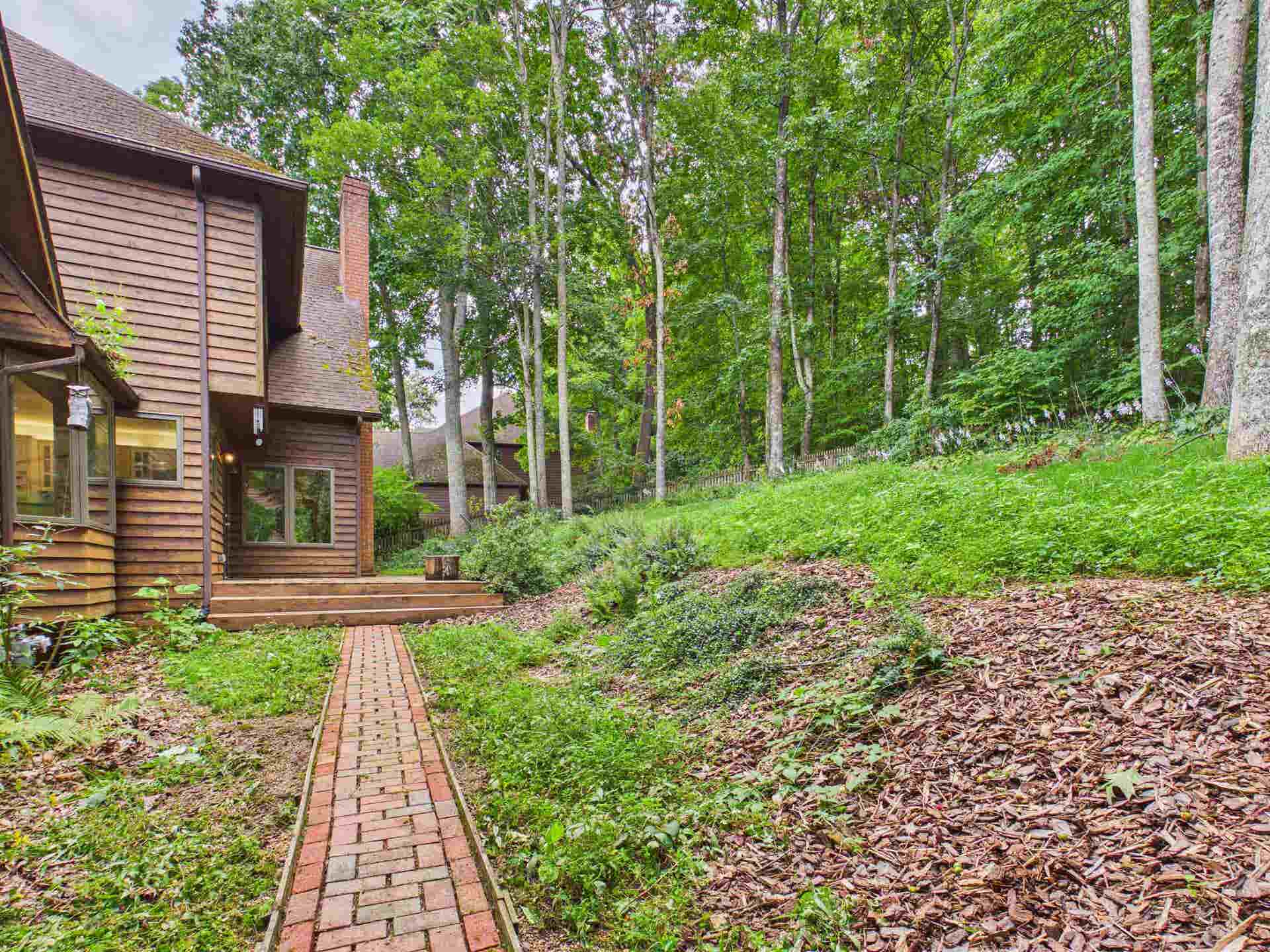 117 Primrose Drive, Blacksburg, VA 24060