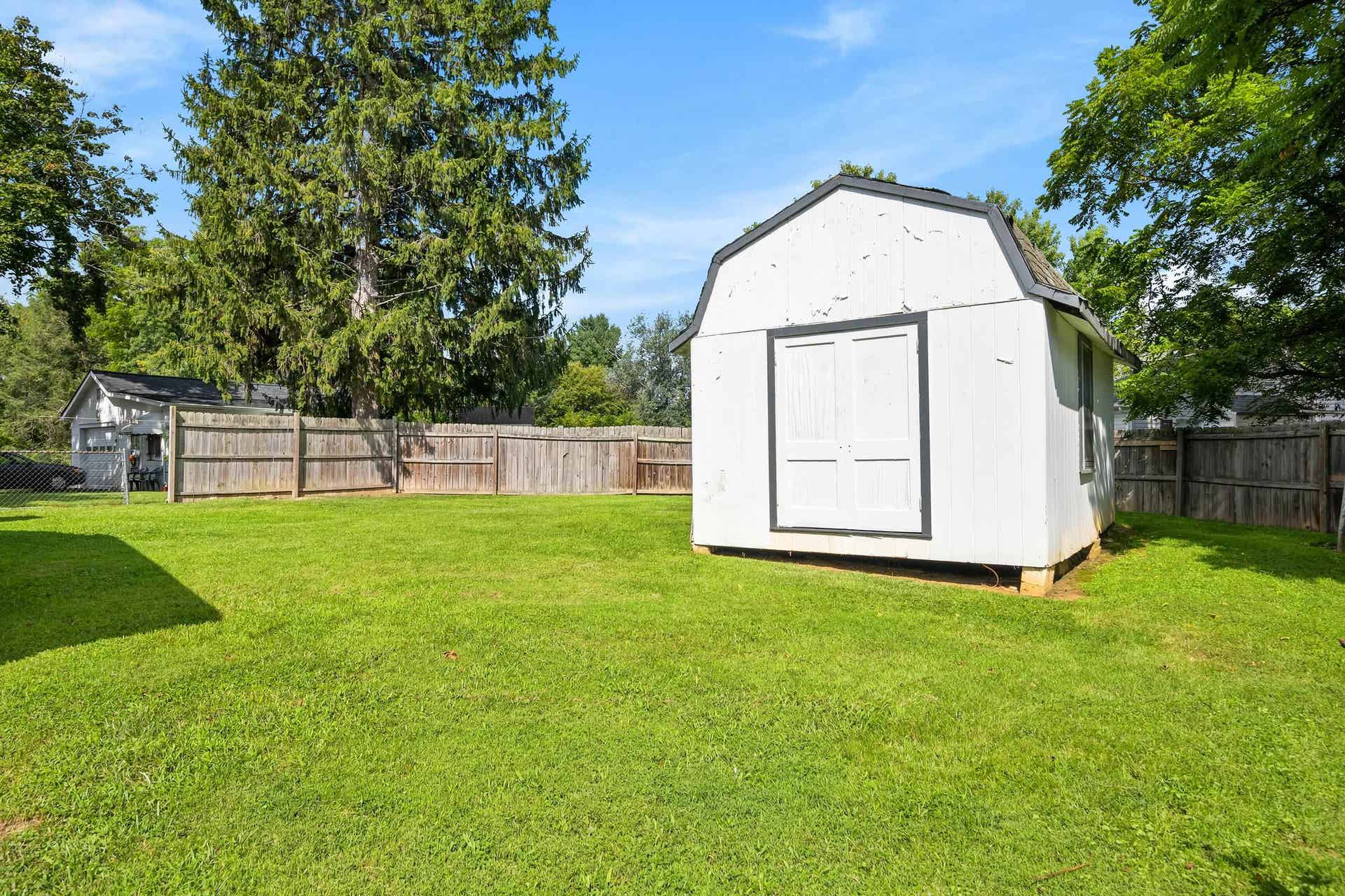 807 12th Street, Radford, VA 24141