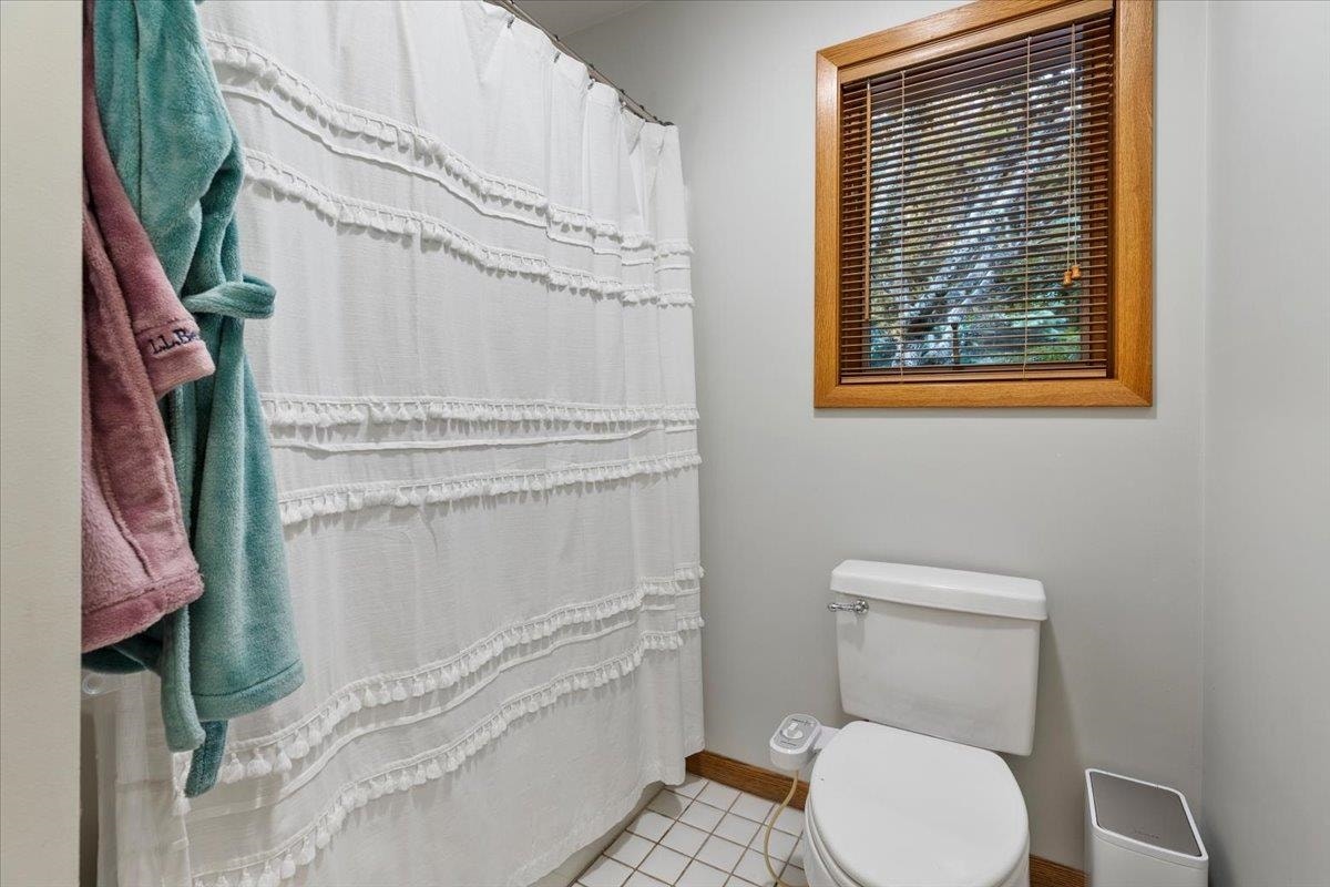 1102 Deerfield Drive, Blacksburg, VA 24060