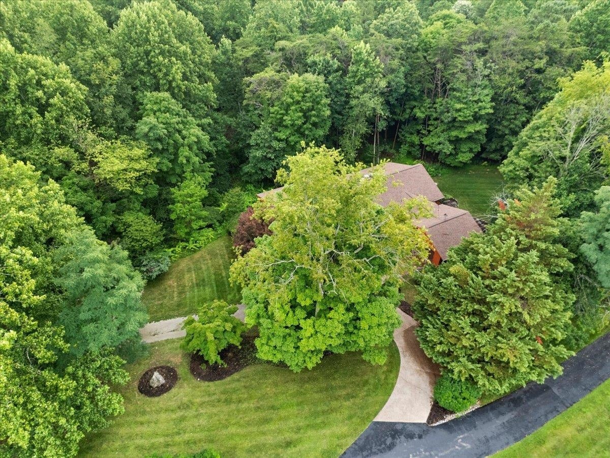 1102 Deerfield Drive, Blacksburg, VA 24060