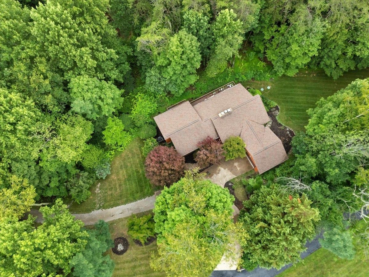 1102 Deerfield Drive, Blacksburg, VA 24060