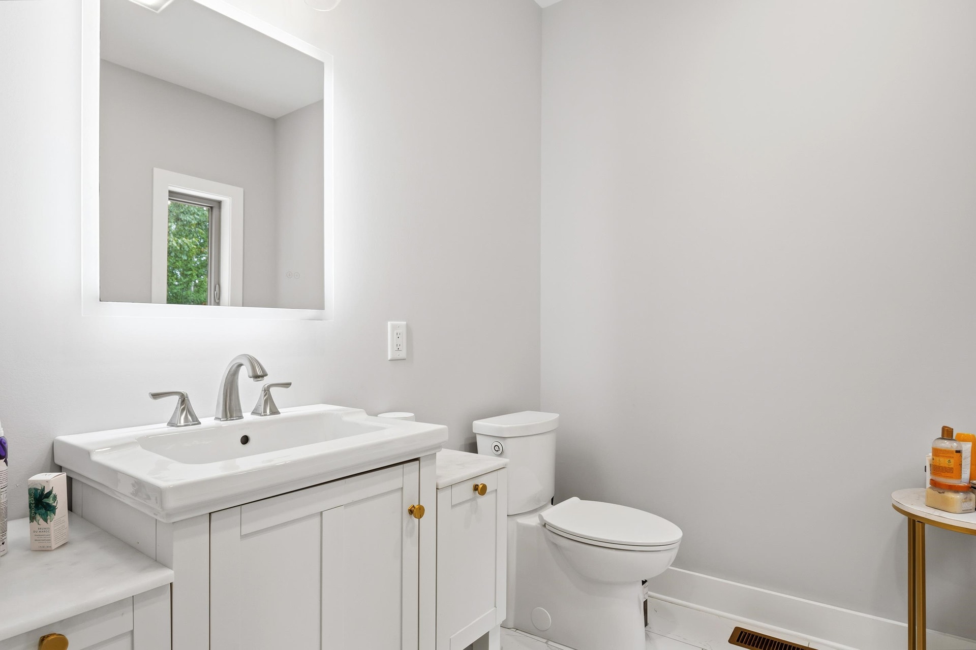 401 Deercroft Drive, Blacksburg, VA 24060