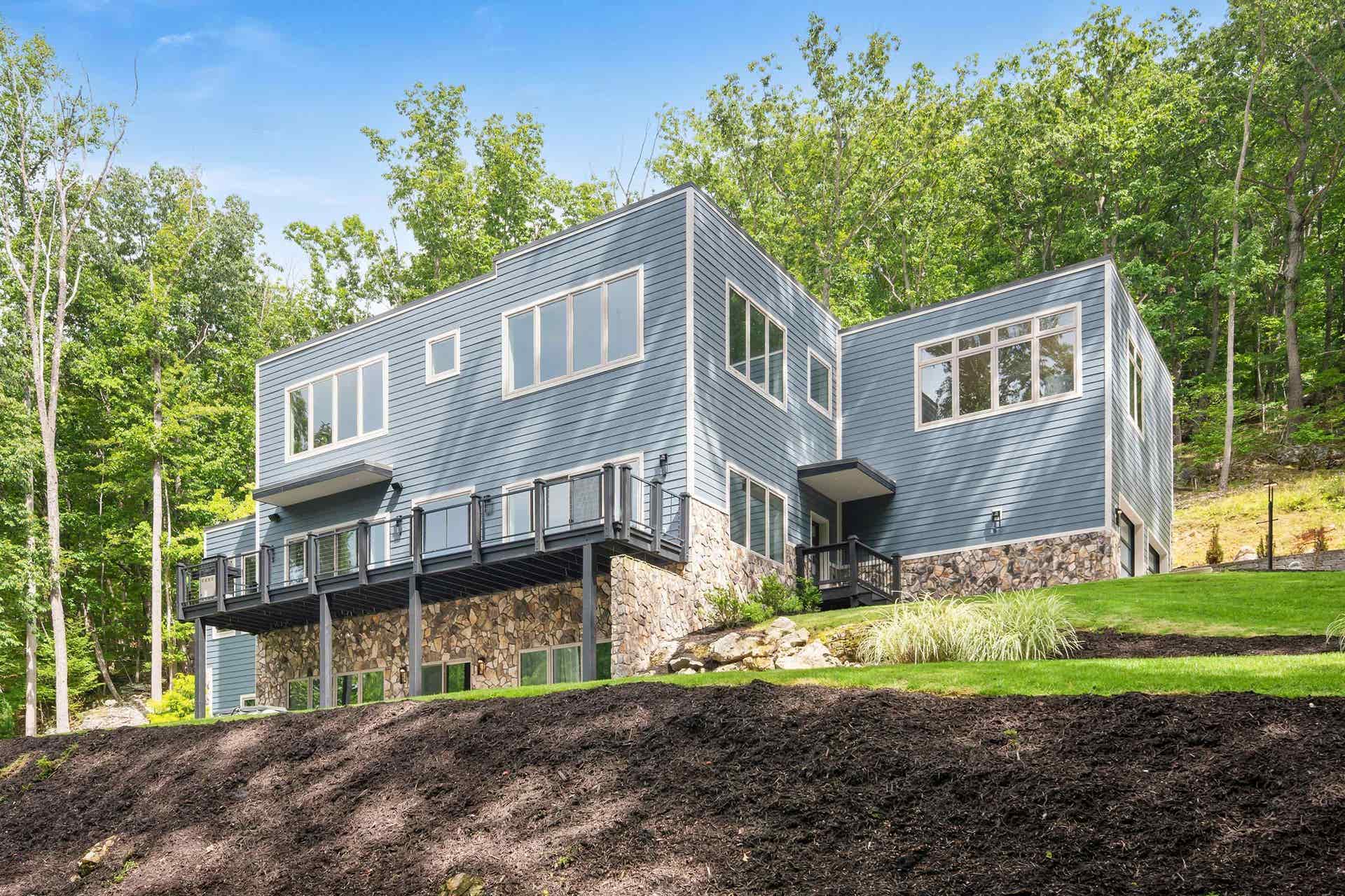 401 Deercroft Drive, Blacksburg, VA 24060