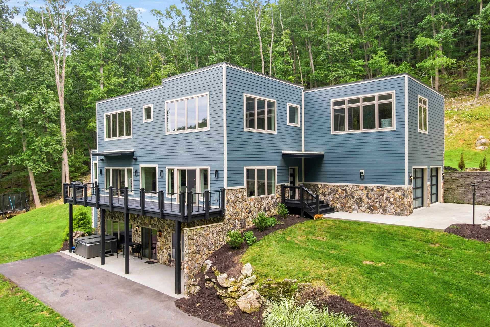 401 Deercroft Drive, Blacksburg, VA 24060