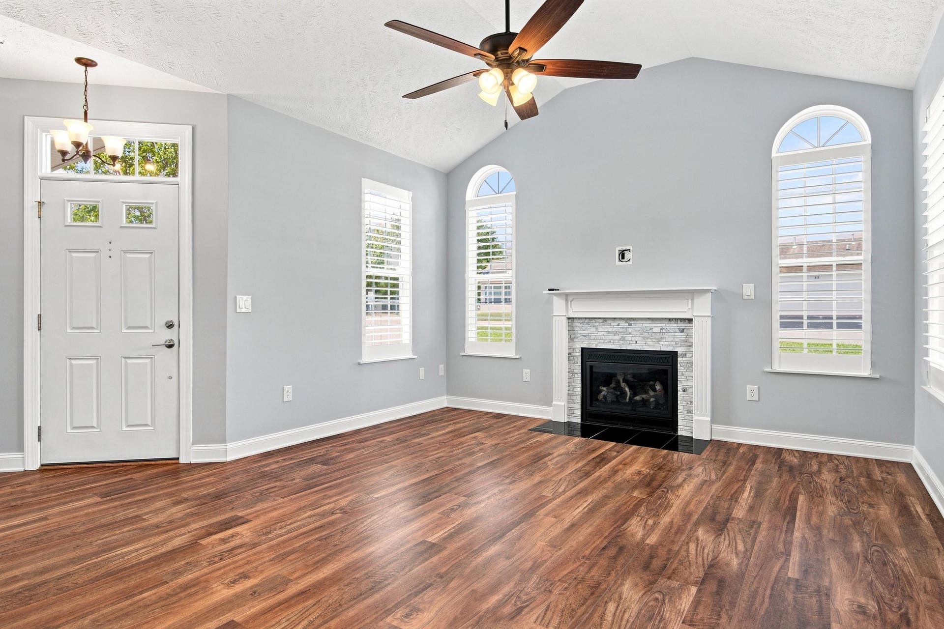 55 Washington Avenue, Christiansburg, VA 24073