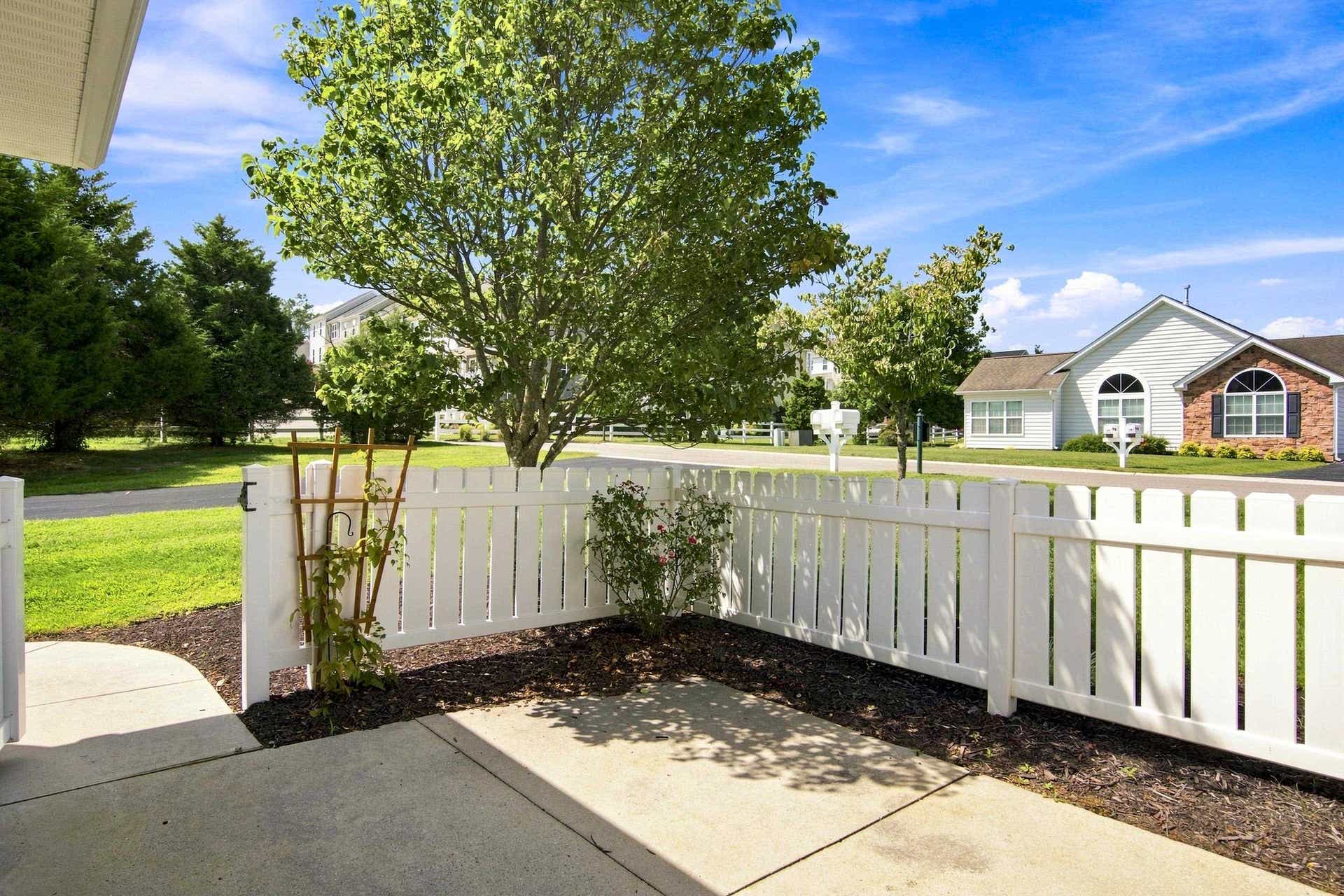 55 Washington Avenue, Christiansburg, VA 24073