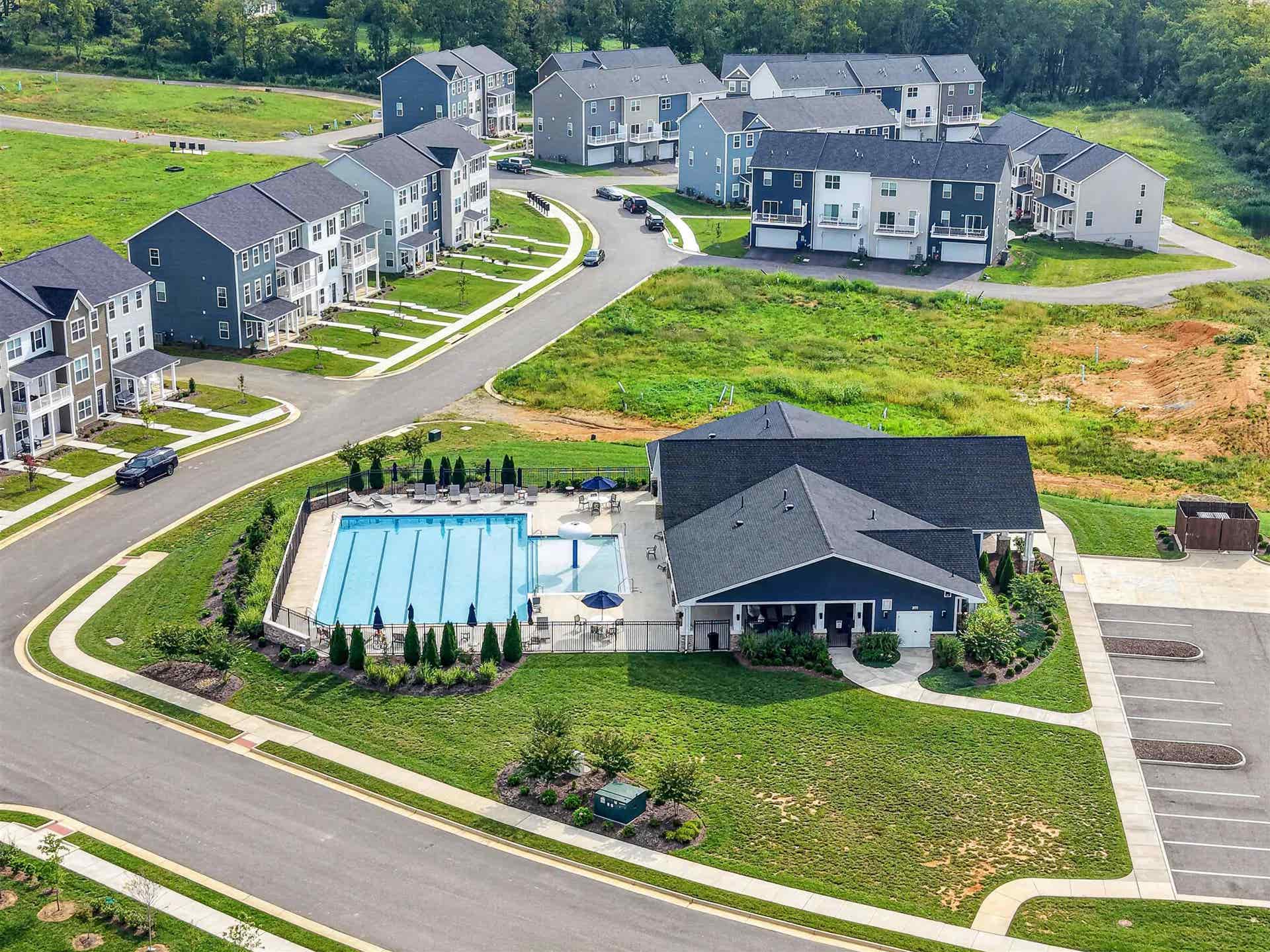 5014 FORSYTHIA Place, Blacksburg, VA 24060