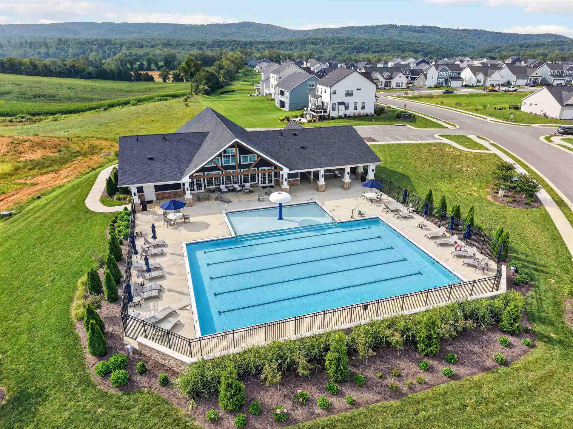 5014 FORSYTHIA Place, Blacksburg, VA 24060