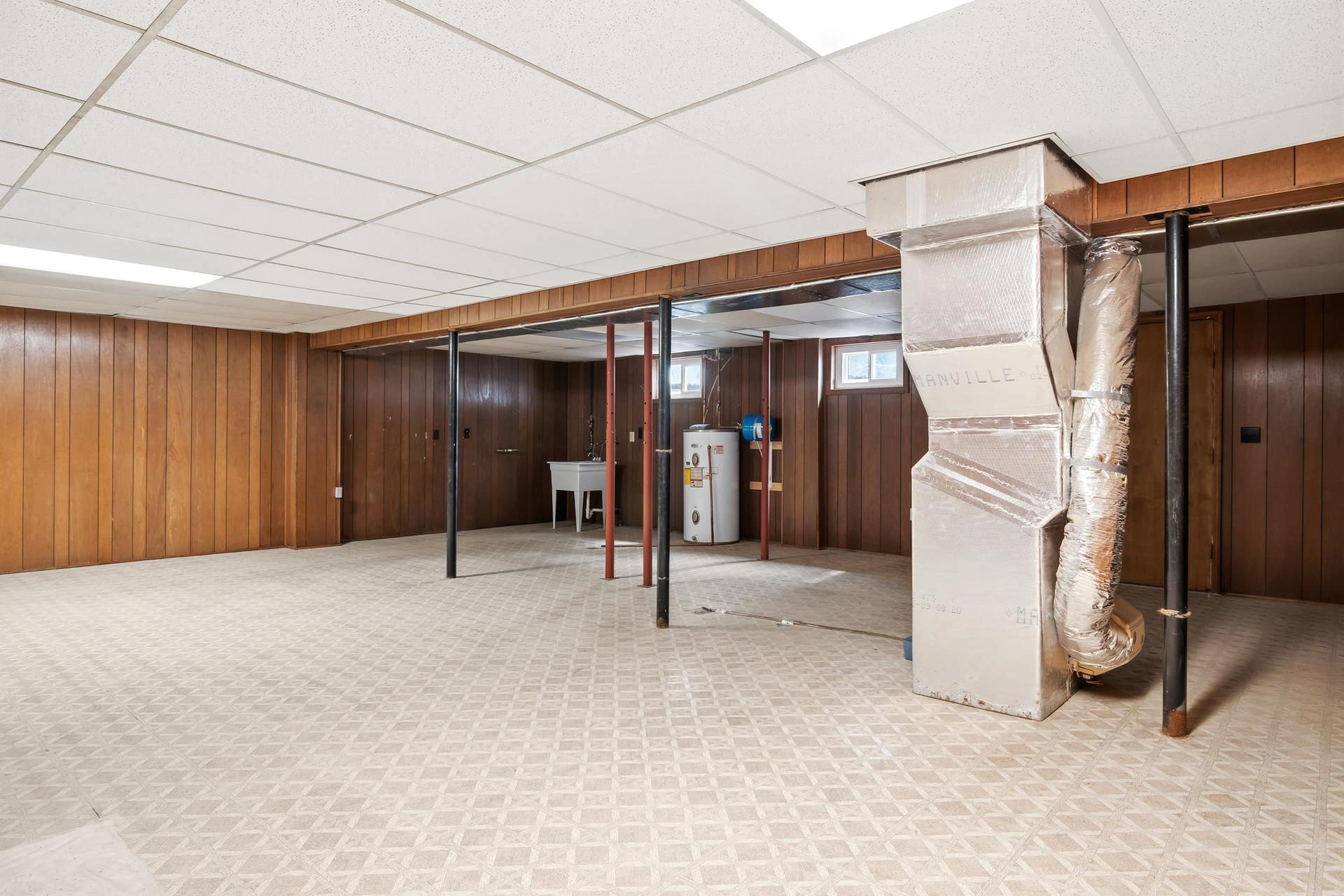 412 STONEGATE Drive, Blacksburg, VA 24060