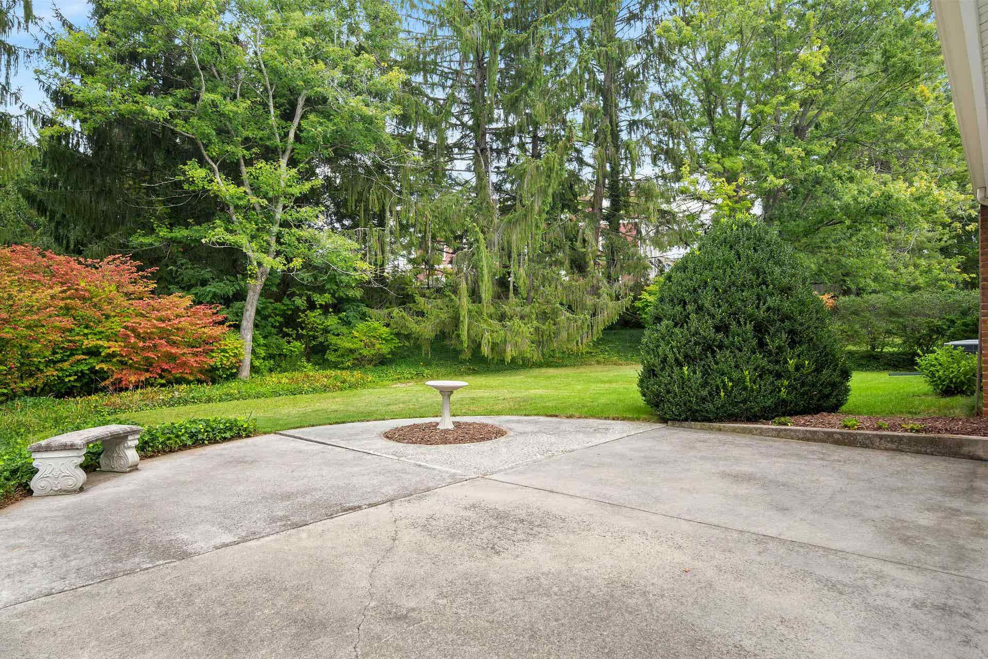 412 STONEGATE Drive, Blacksburg, VA 24060