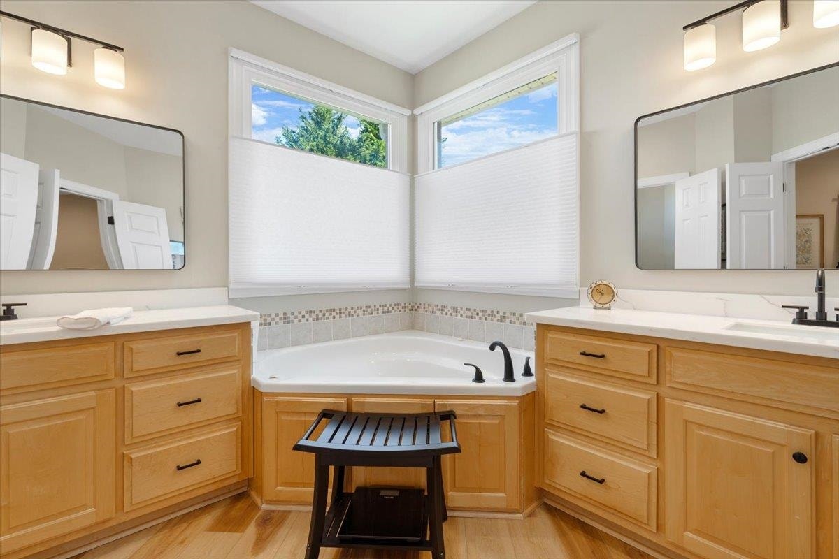 2120 Knoll Crest Drive, Christiansburg, VA 24073