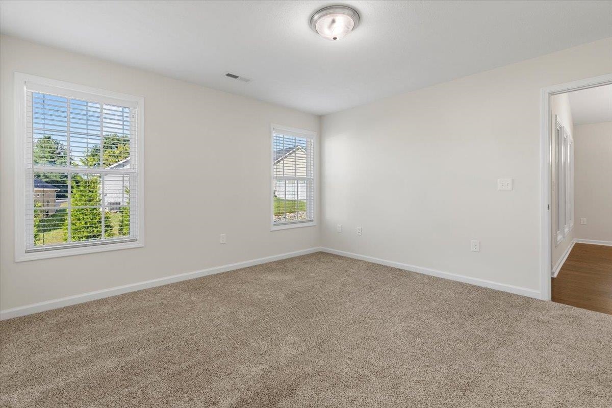 106 AALIYAH Lane, Radford, VA 24141