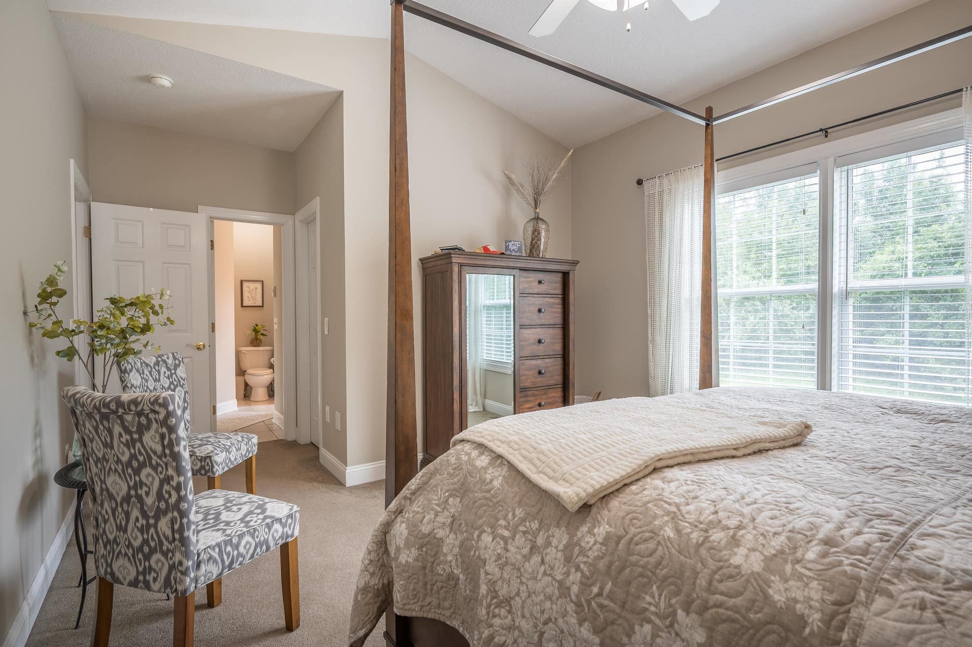 420 Tall Oak Boulevard, Christiansburg, VA 24073