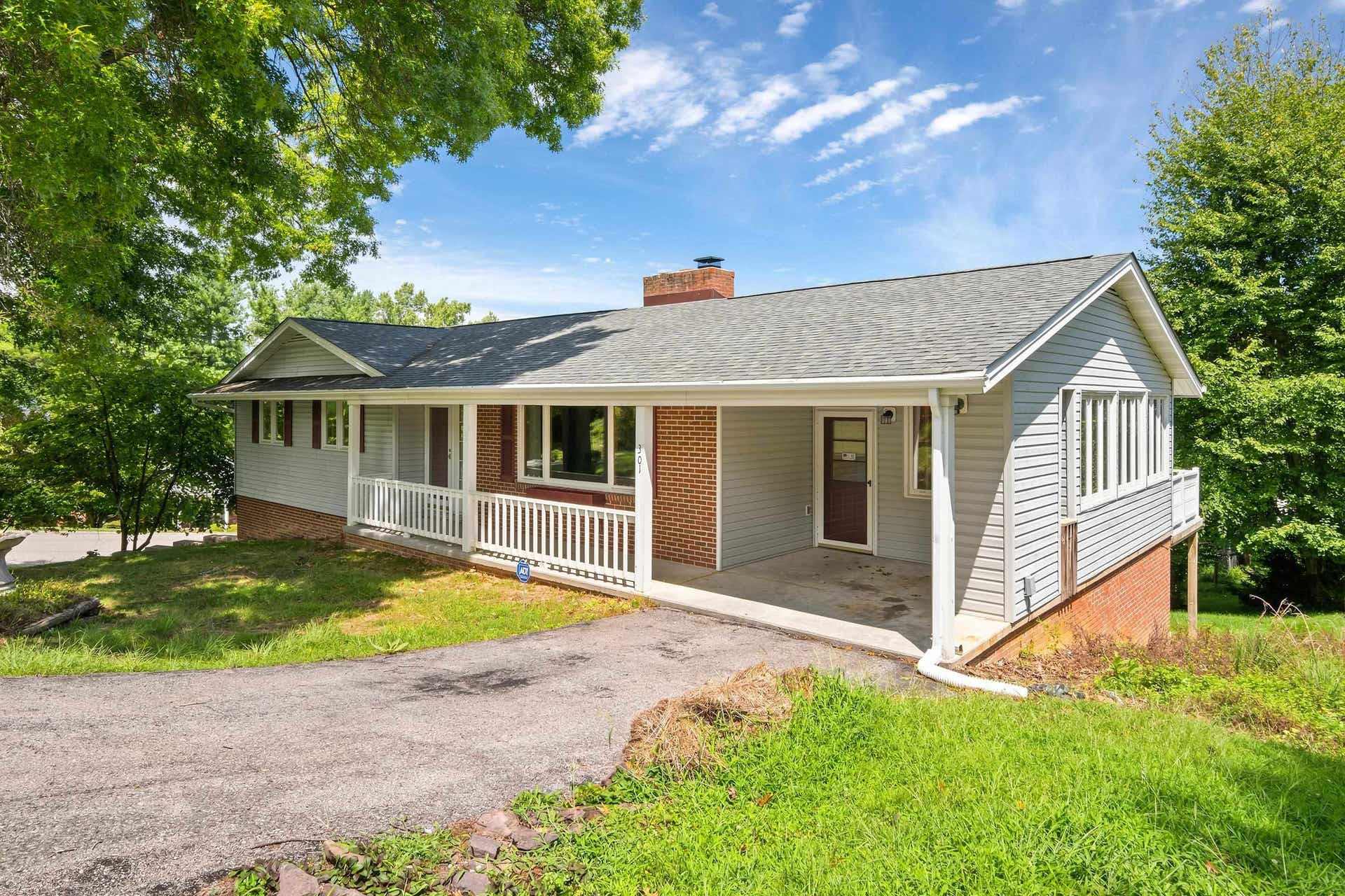 301 Fincastle Drive, Blacksburg, VA 24060