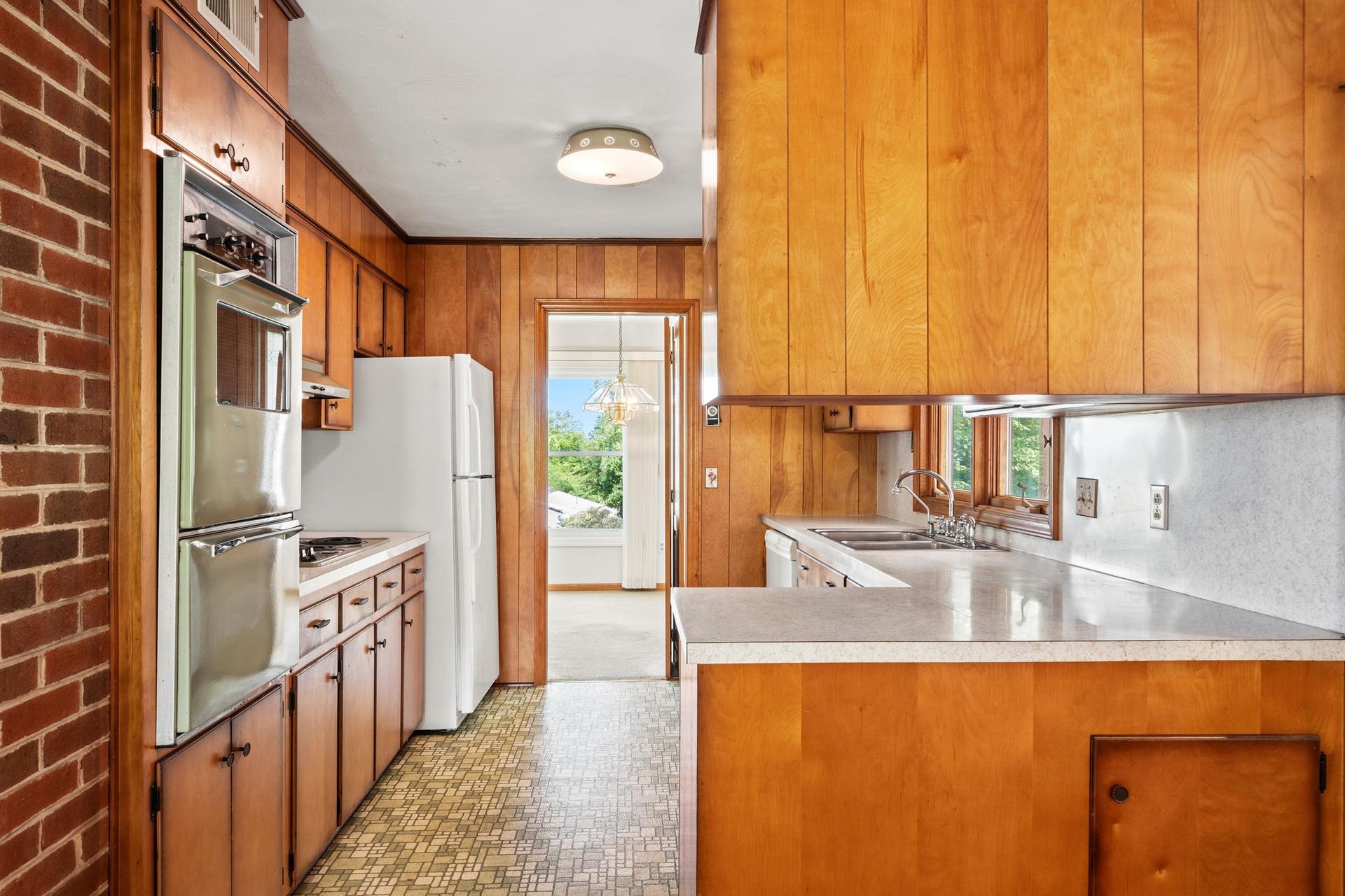 301 Fincastle Drive, Blacksburg, VA 24060