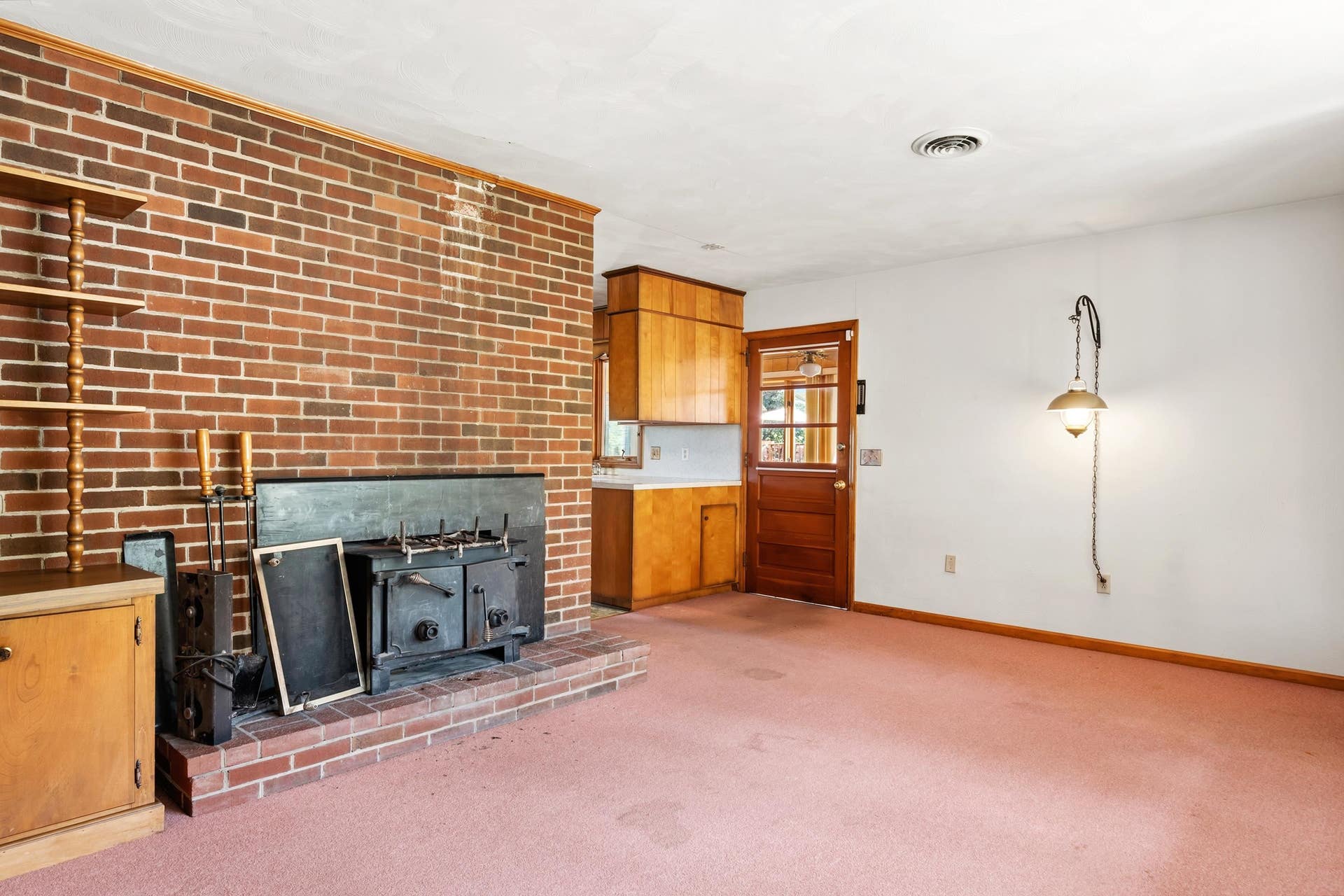301 Fincastle Drive, Blacksburg, VA 24060