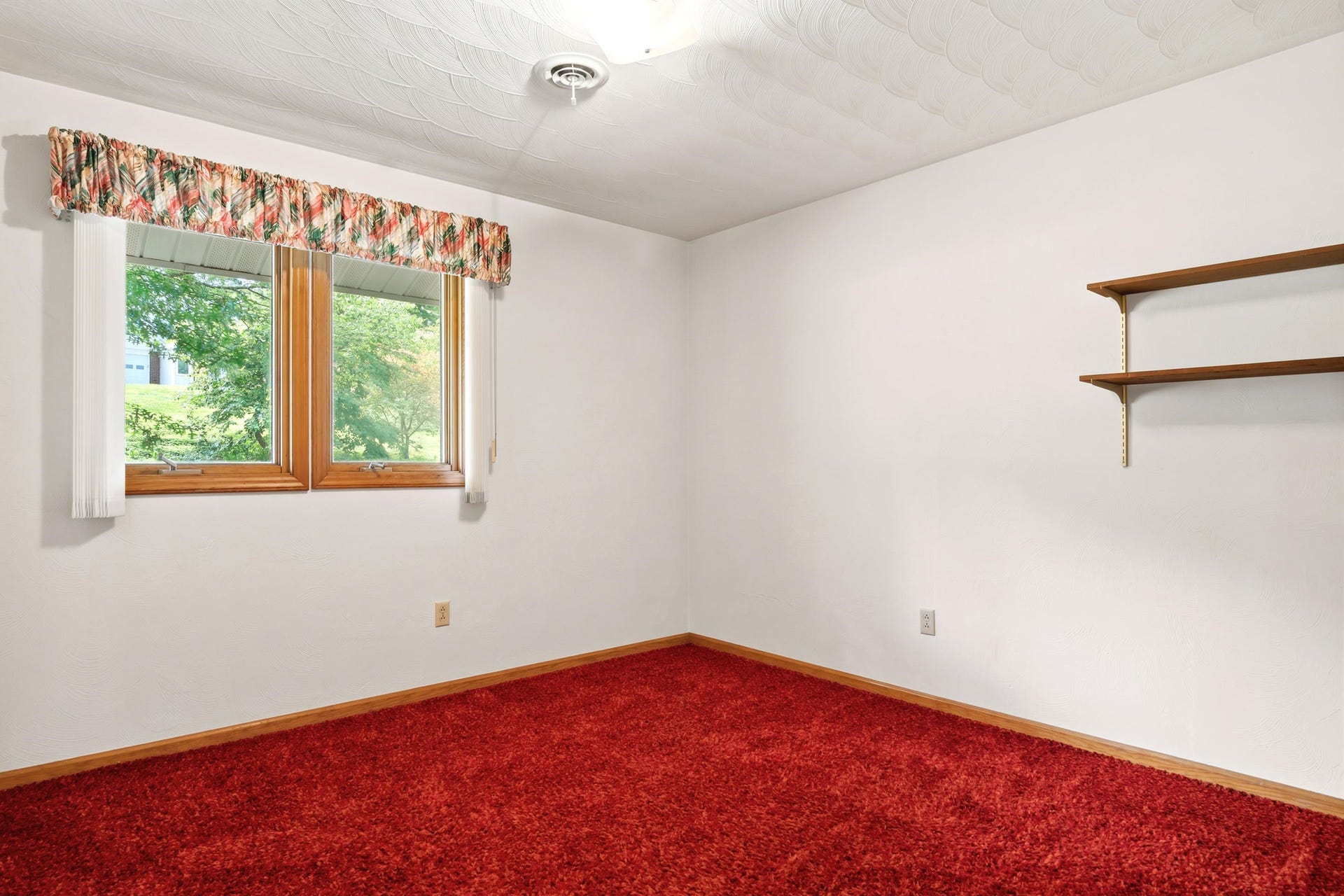 301 Fincastle Drive, Blacksburg, VA 24060