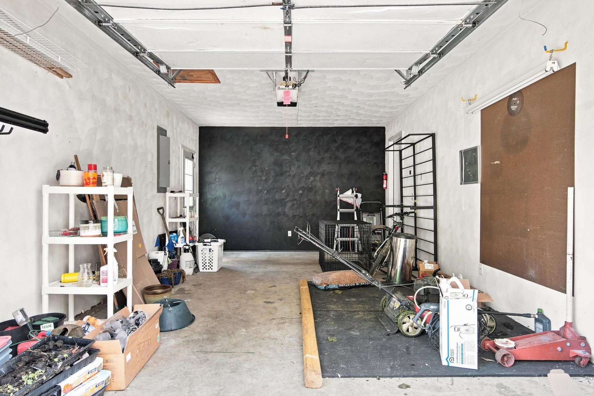 207 Staples Street, Radford, VA 24141