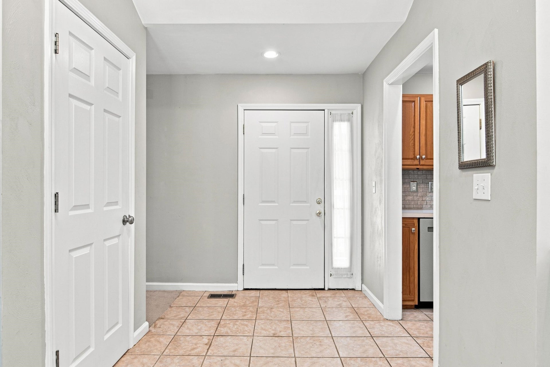 207 Staples Street, Radford, VA 24141