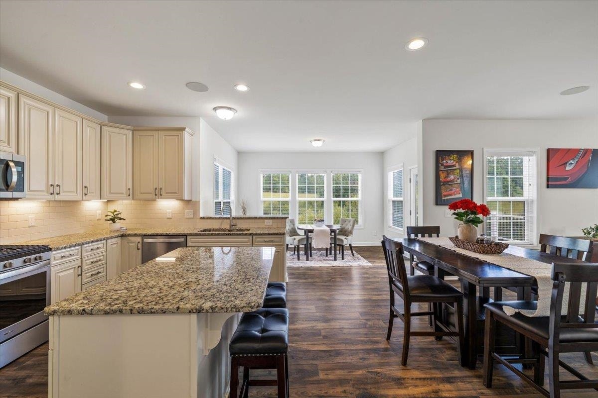 870 JEFFERSON Circle, Christiansburg, VA 24073