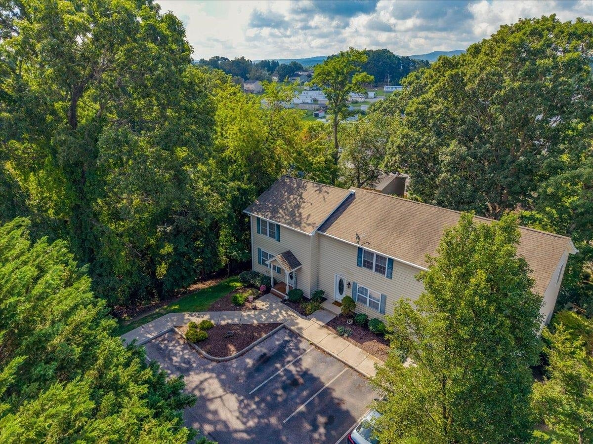 1497 SCOTT Street, Christiansburg, VA 24073