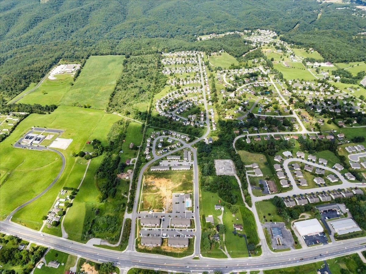 235 Sequoia Circle, Christiansburg, VA 24073