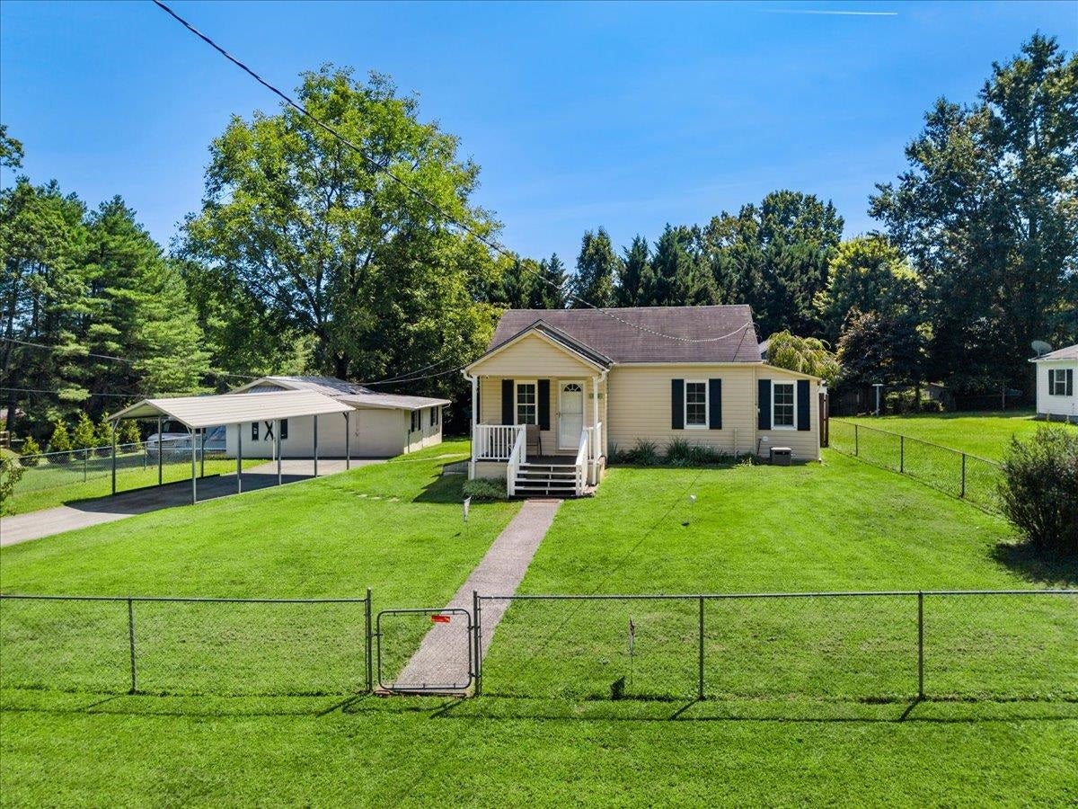 100 Williams Avenue, Radford, VA 24141