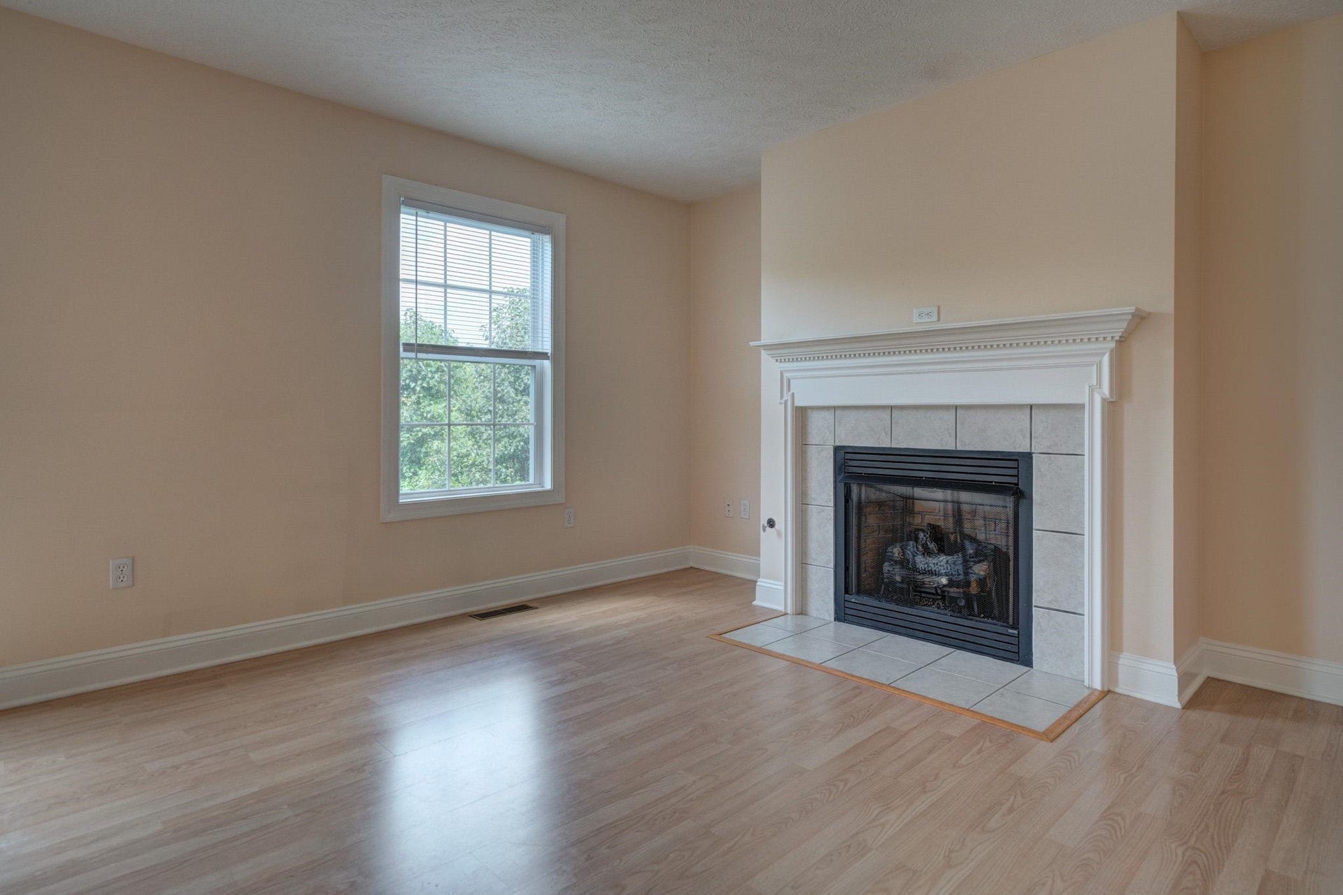 815 OAKTREE Boulevard, Christiansburg, VA 24073