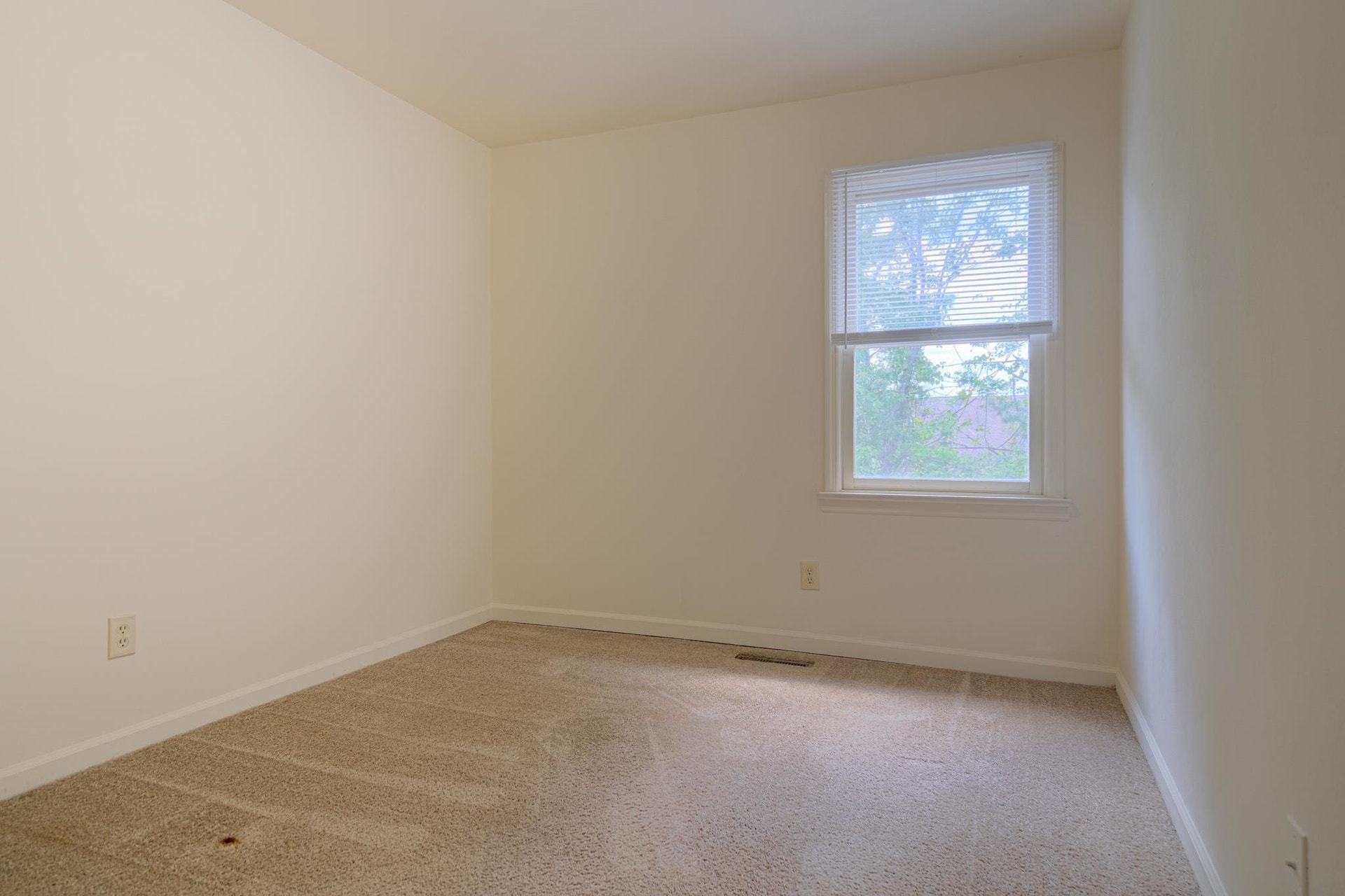 2524 Ridge Road, Blacksburg, VA 24060