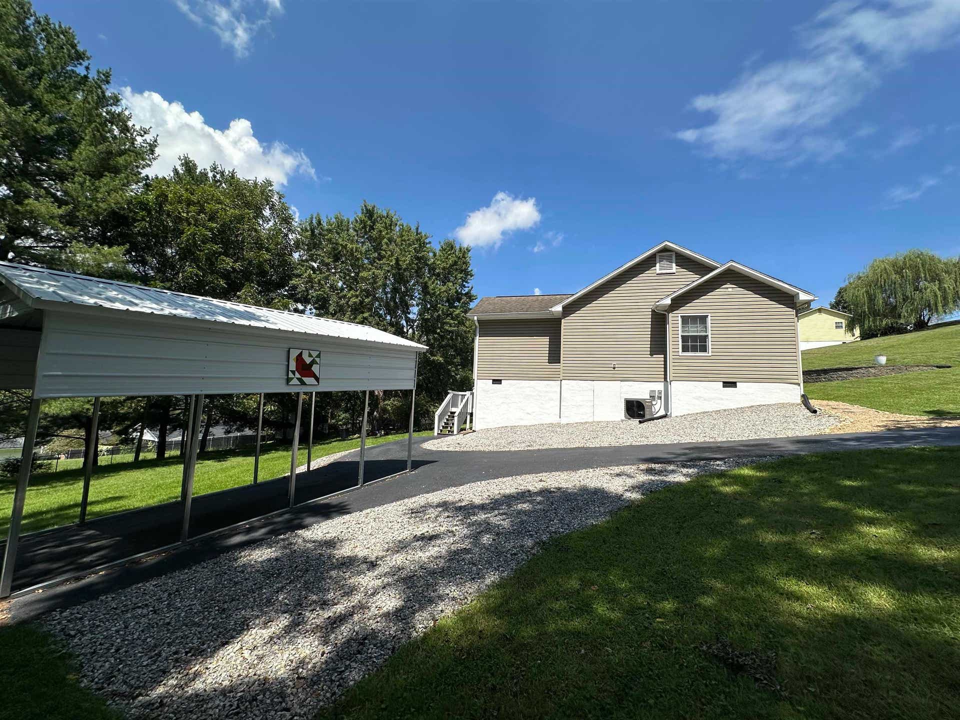 2135 Fifth Street, Radford, VA 24141