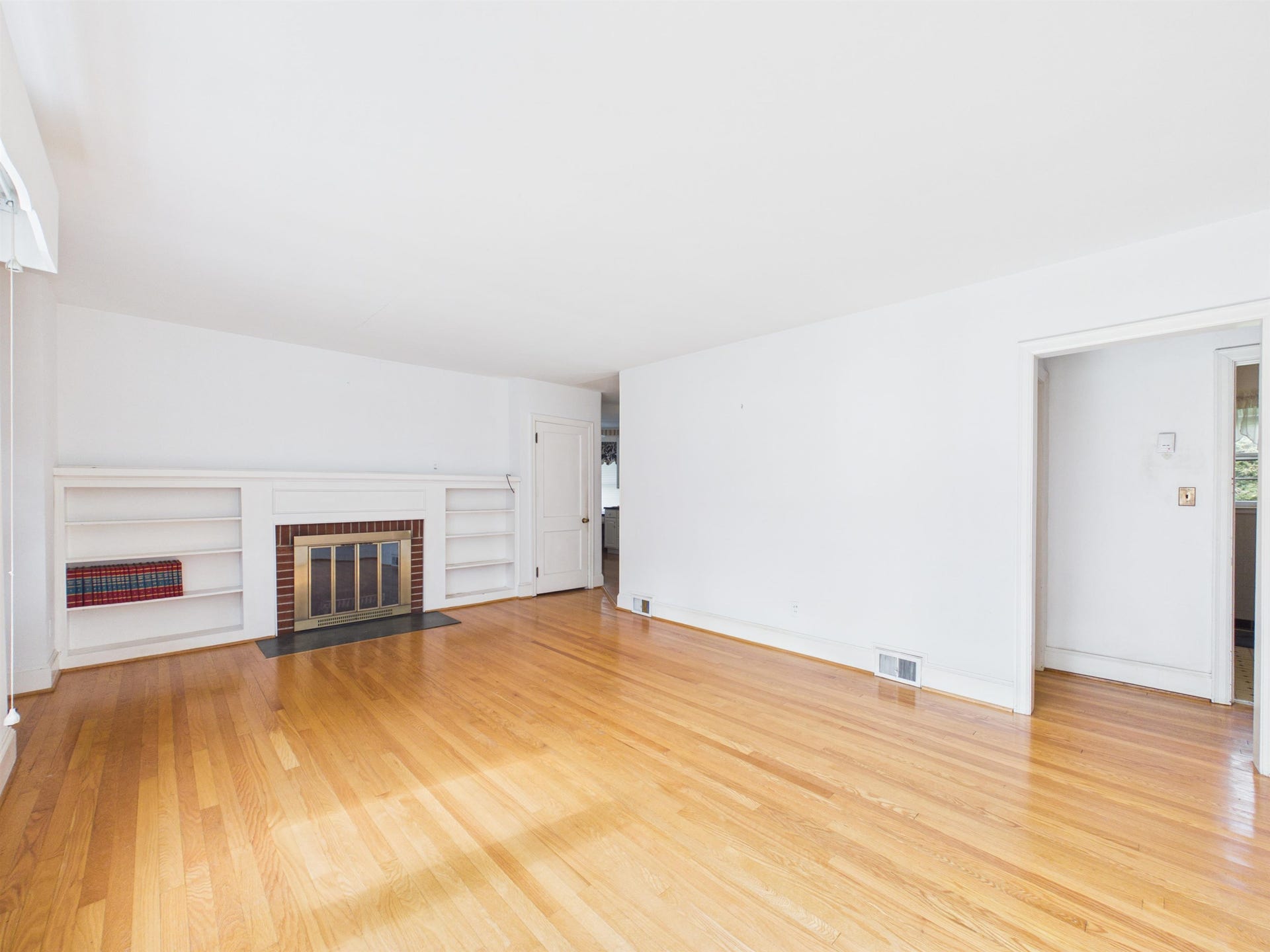 600 Fourth Avenue, Radford, VA 24141
