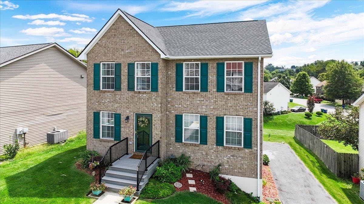 20 Camellia Lane, Christiansburg, VA 24073