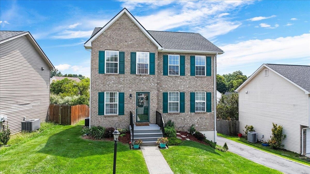 20 Camellia Lane, Christiansburg, VA 24073