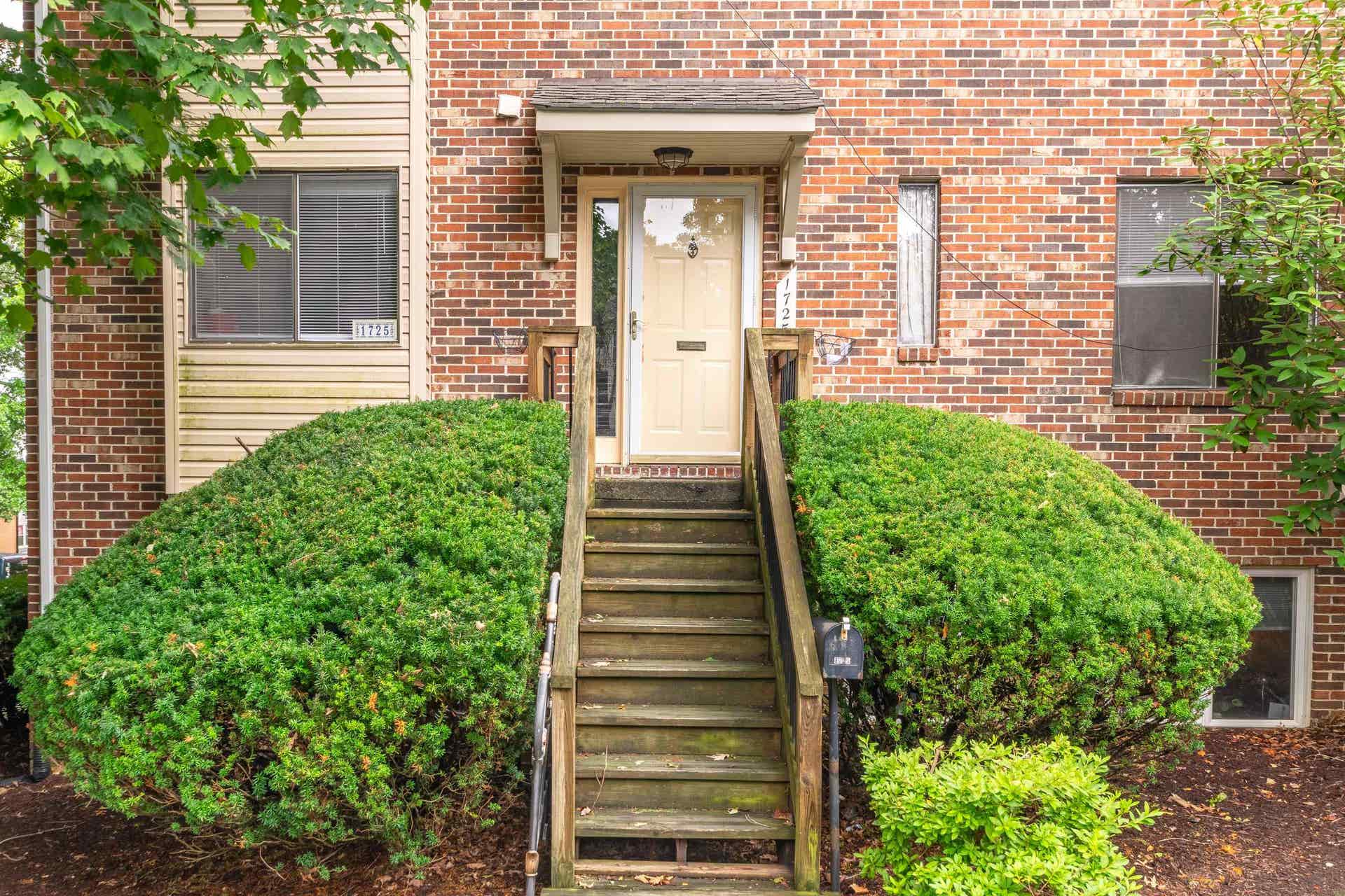 1725 DONLEE Drive, Blacksburg, VA 24060