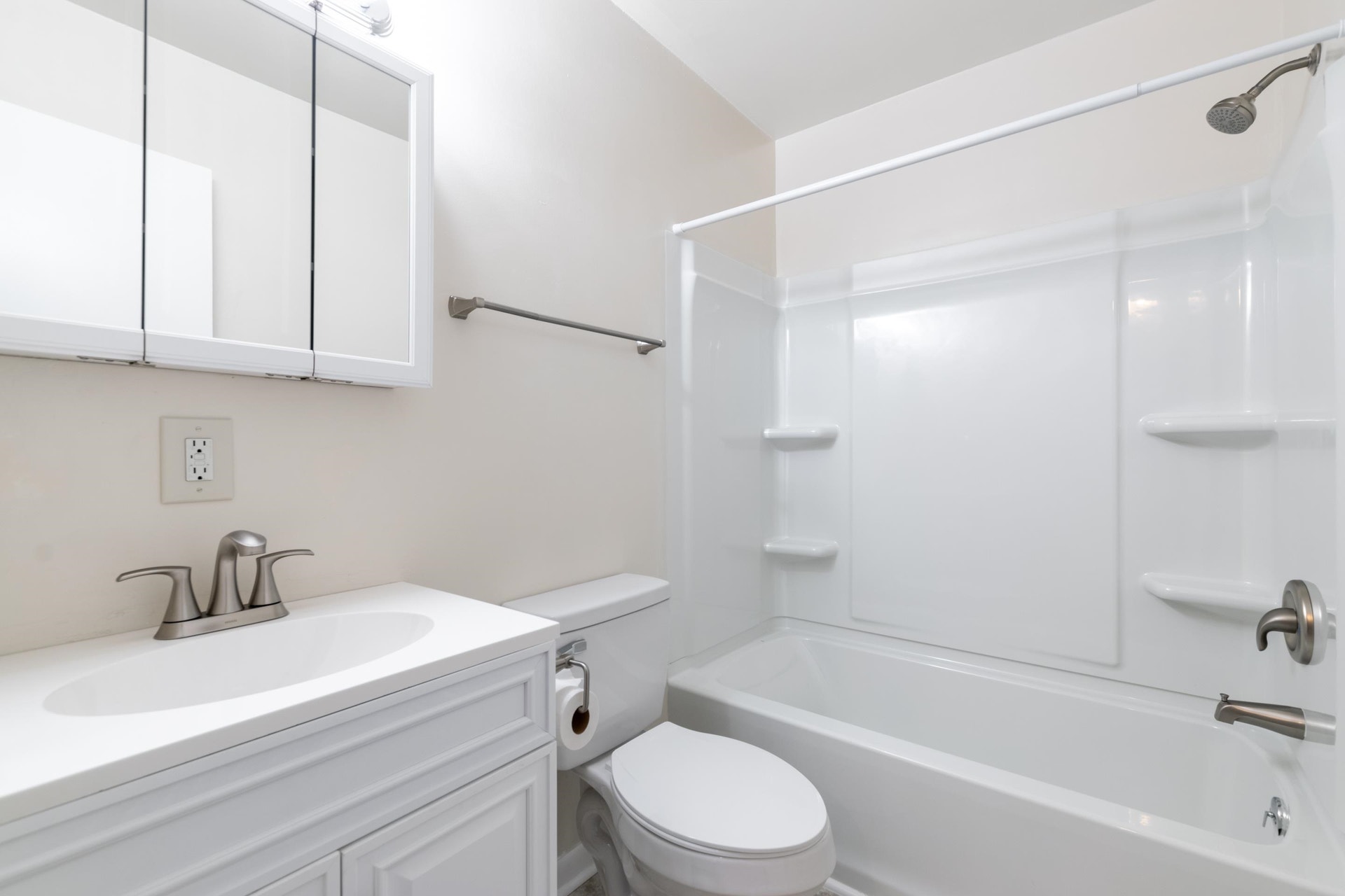 1725 DONLEE Drive, Blacksburg, VA 24060