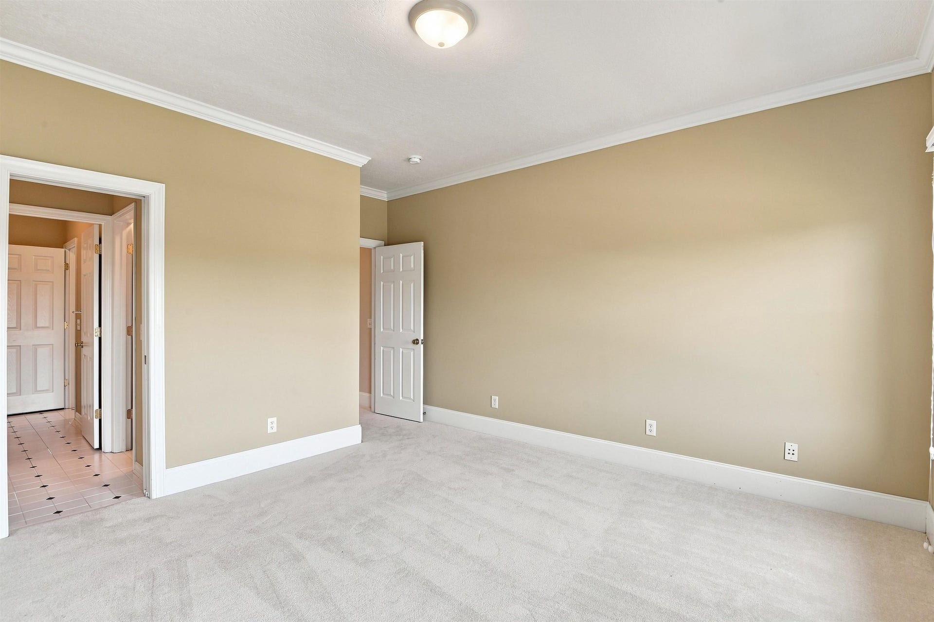 2220 Birch Leaf Lane, Blacksburg, VA 24060