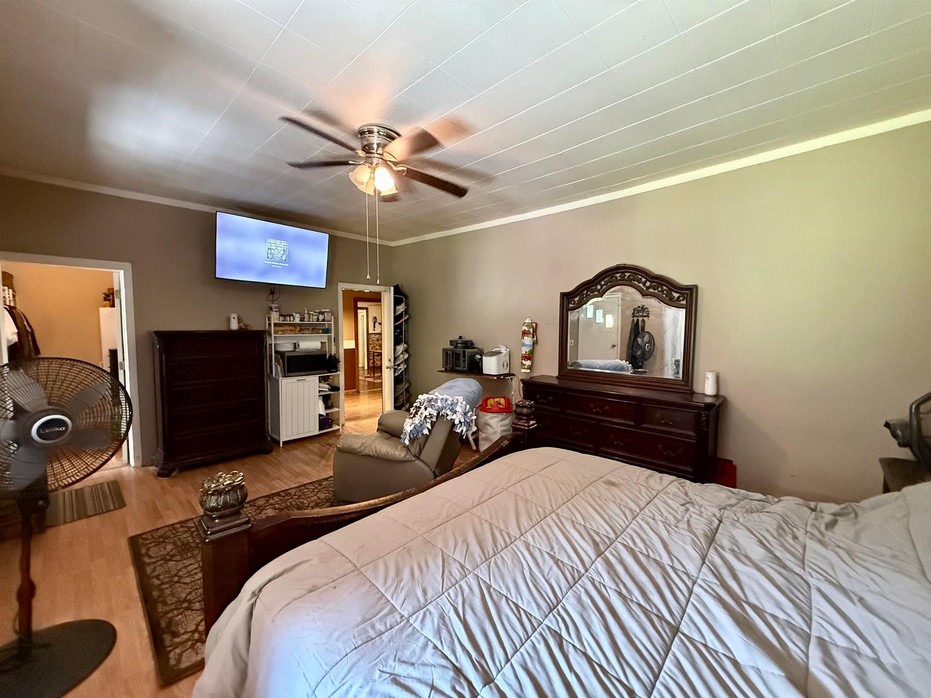 1521 Green Valley Road, Eggleston, VA 24086
