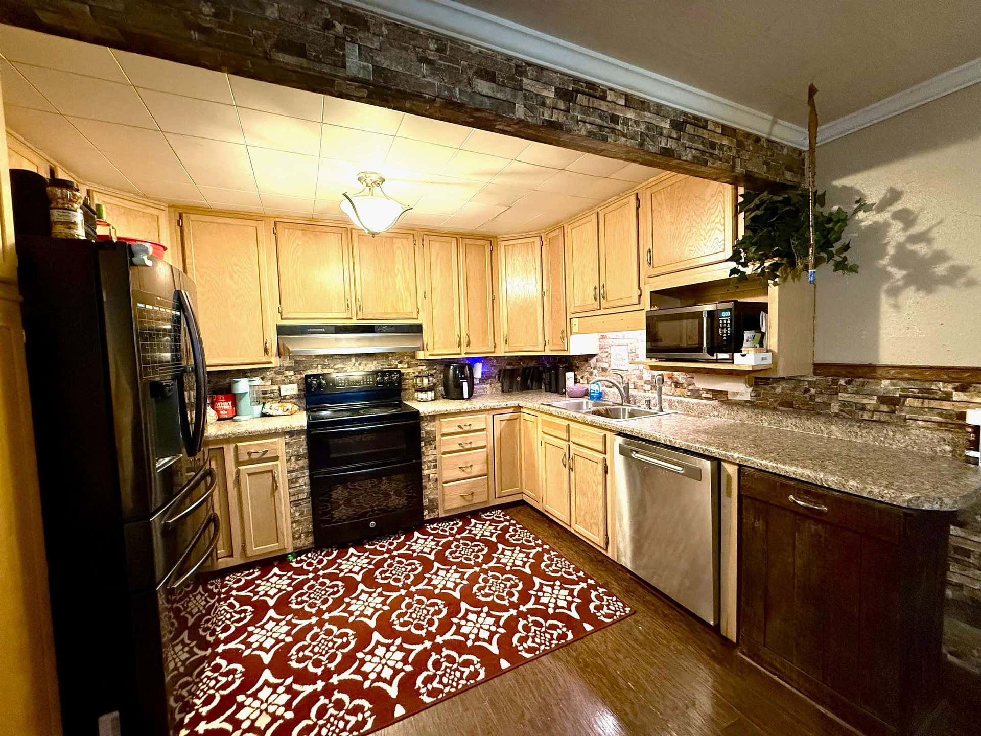 1521 Green Valley Road, Eggleston, VA 24086