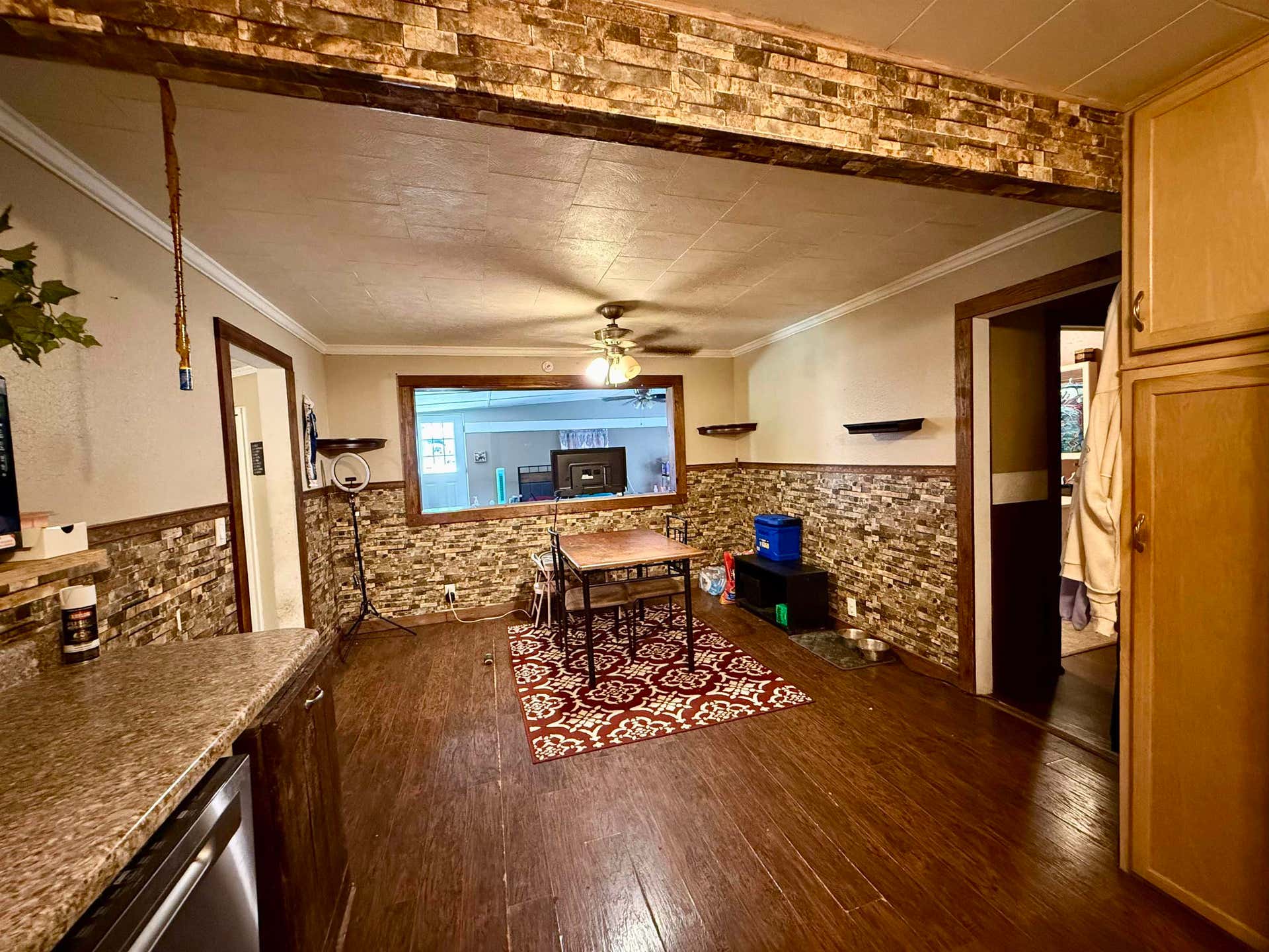 1521 Green Valley Road, Eggleston, VA 24086