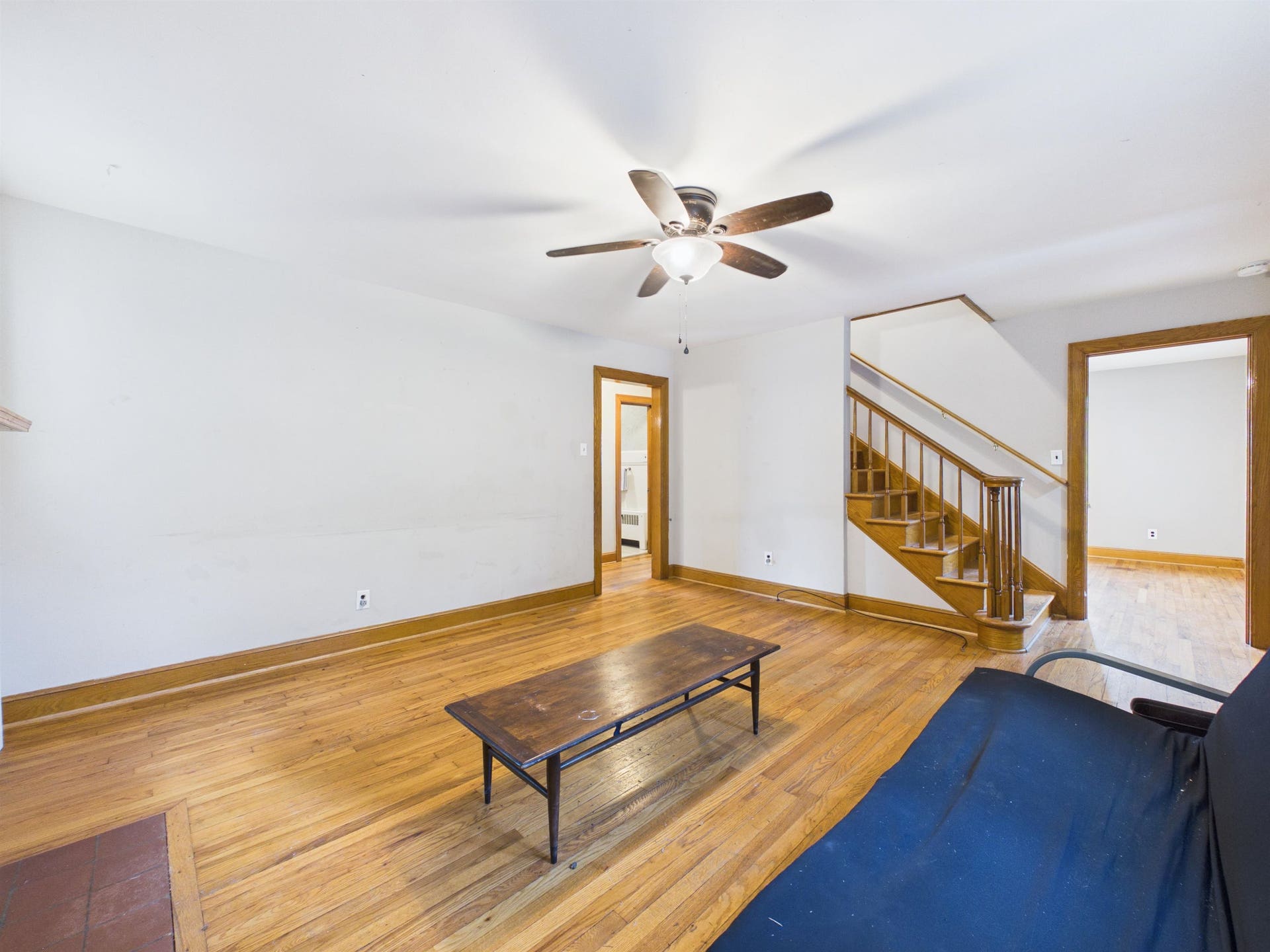 105 WASHINGTON Street, Pembroke, VA 24136