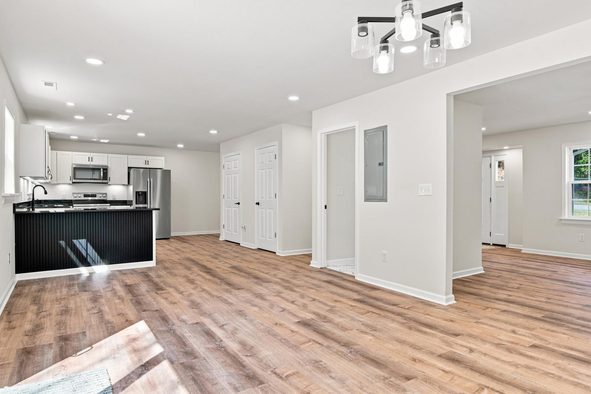919 E Rock Road, Radford, VA 24141