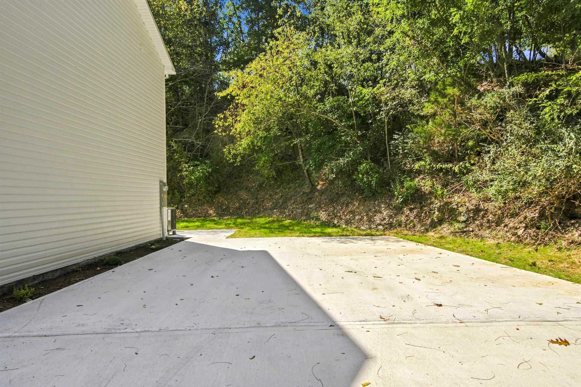 919 E Rock Road, Radford, VA 24141