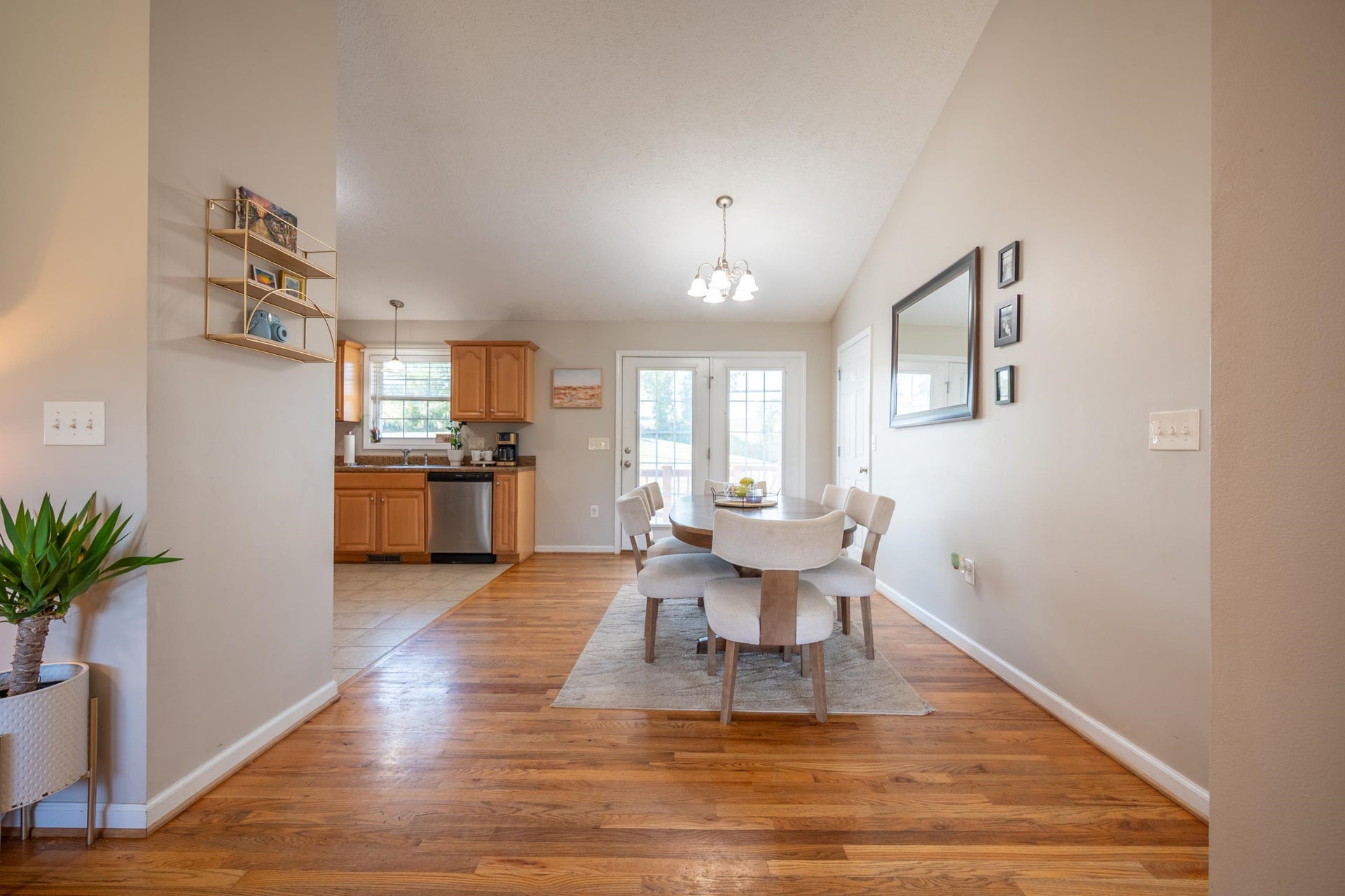 2860 Seven Mile Tree Road, Christiansburg, VA 24073