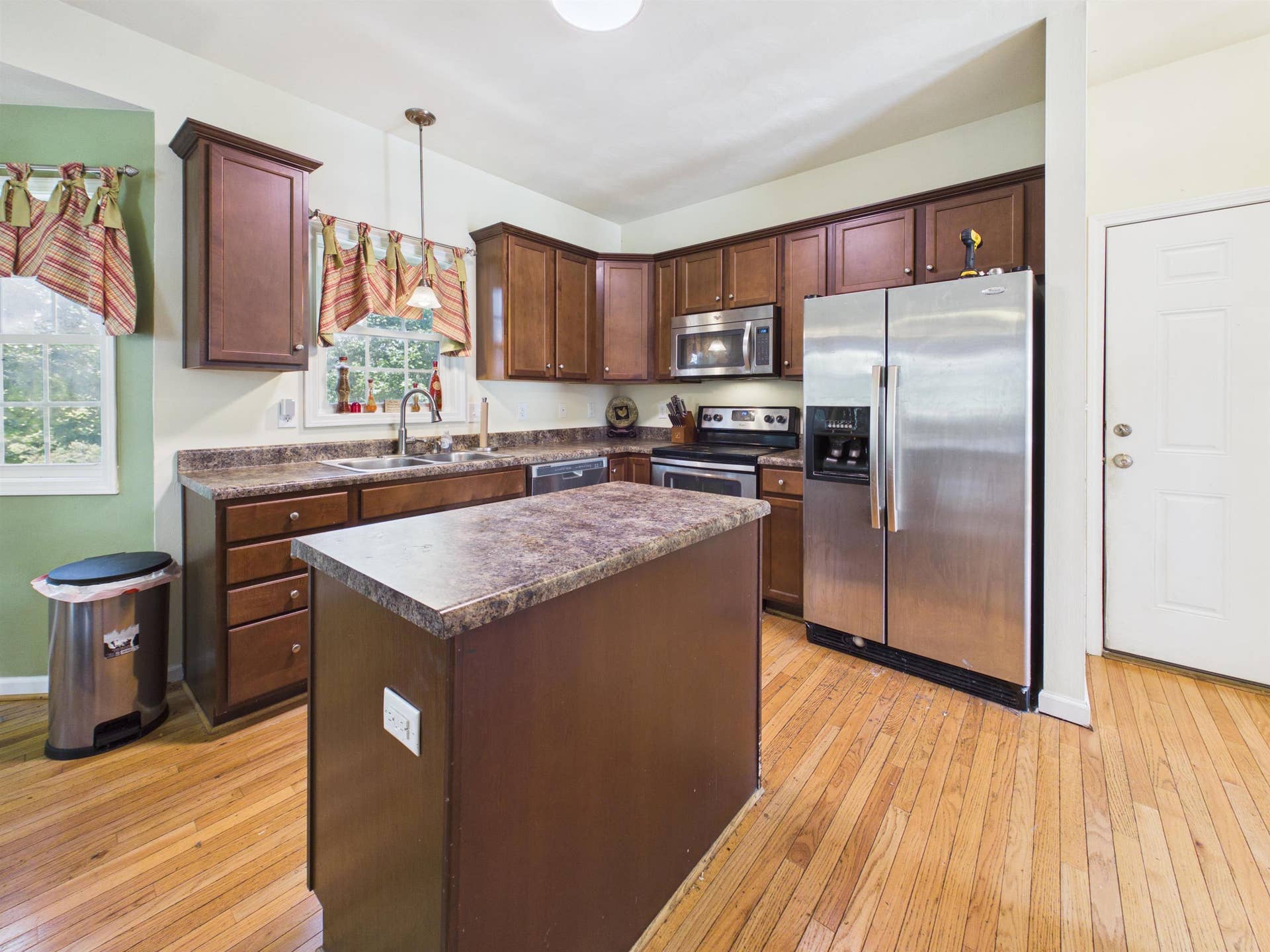 1130 Crosscreek Drive, Christiansburg, VA 24073