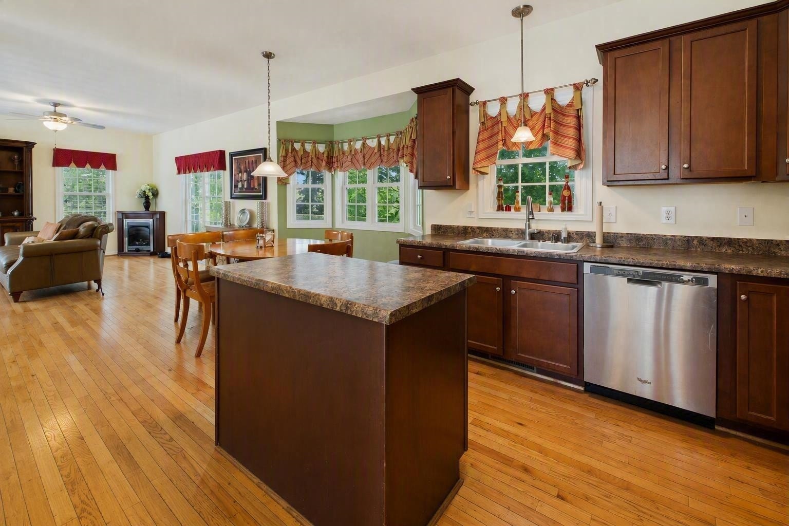 1130 Crosscreek Drive, Christiansburg, VA 24073