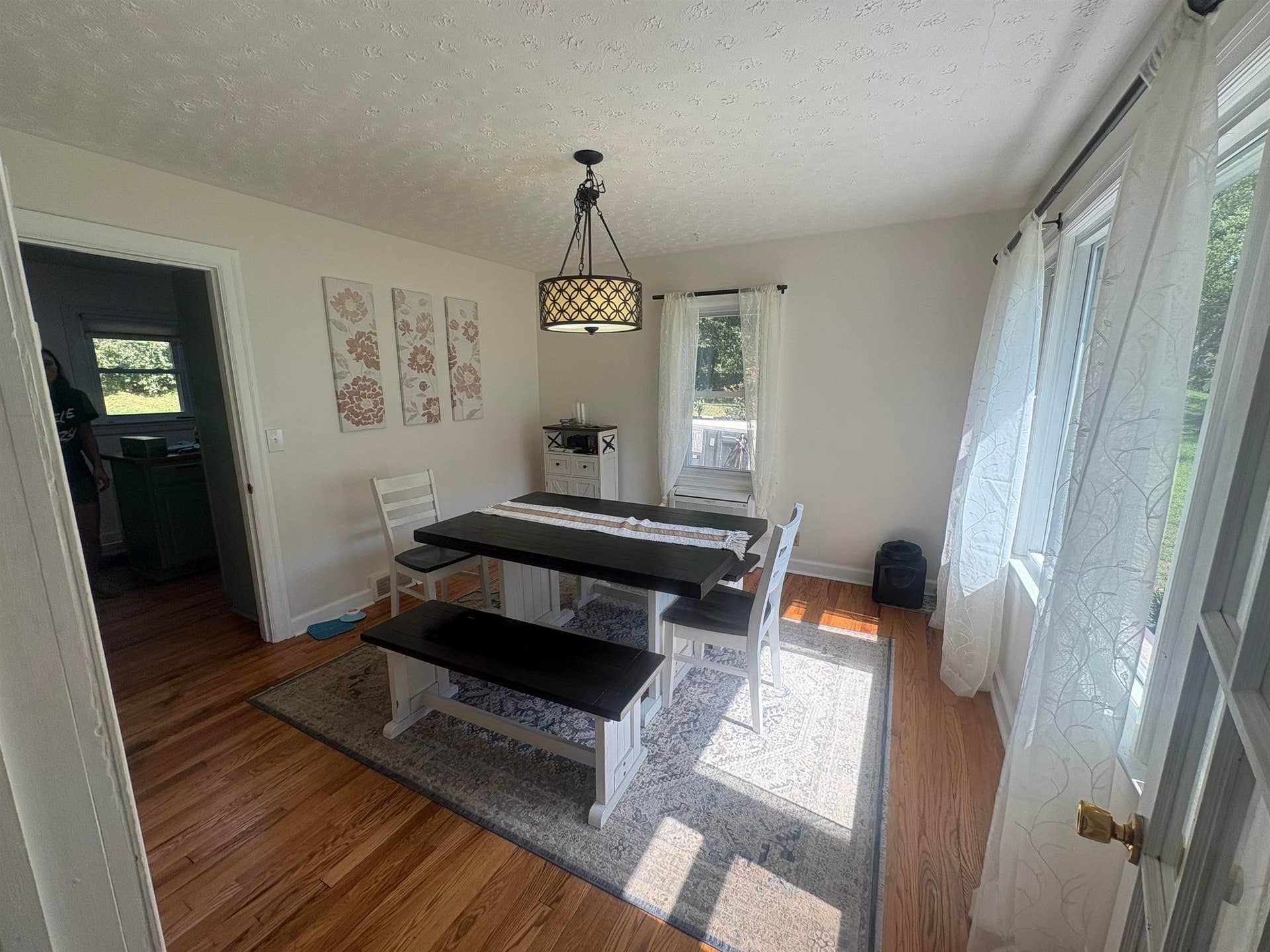 6057 Virginia Avenue, Pembroke, VA 24136