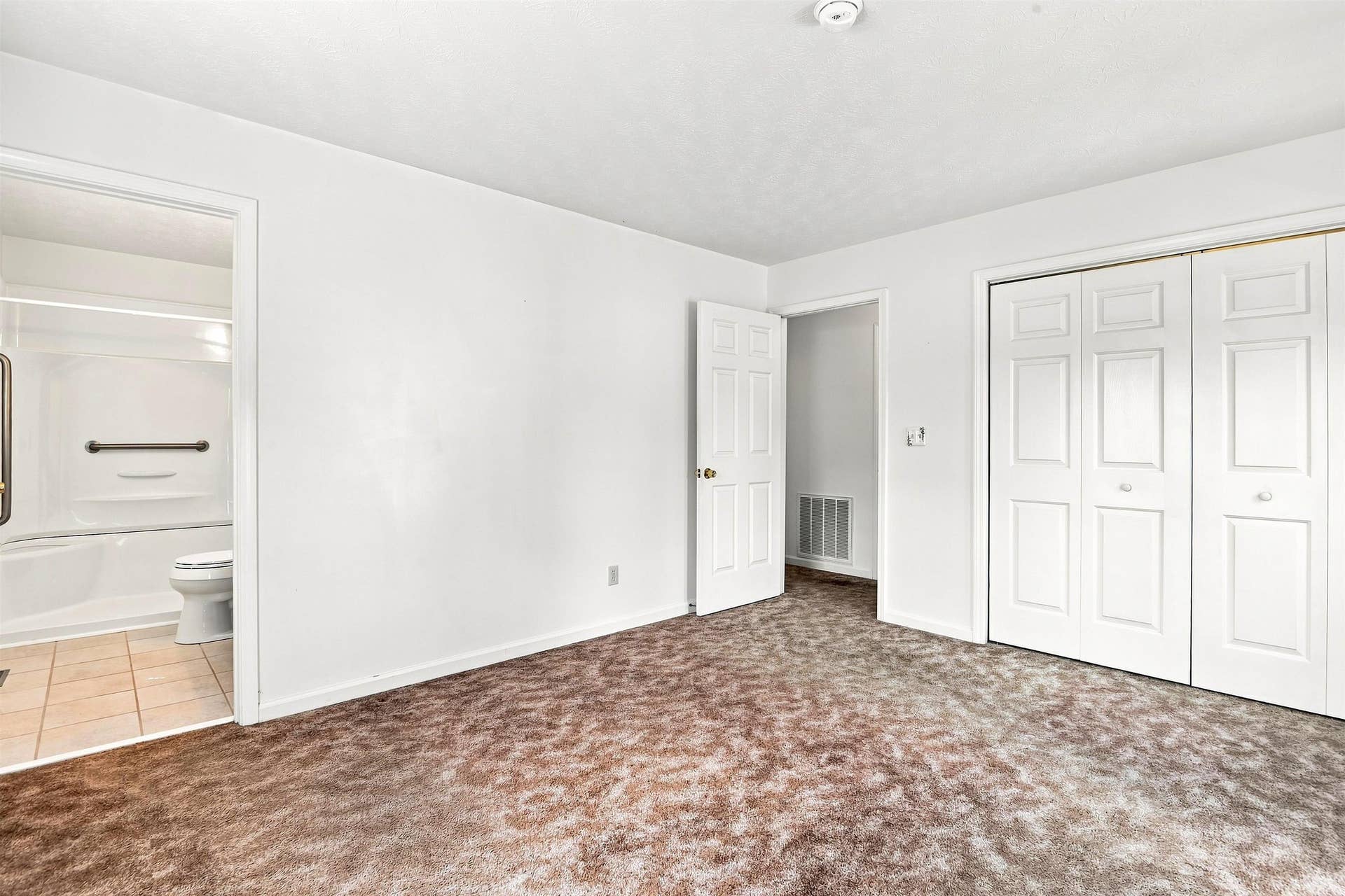 111 HAGAN Street, Christiansburg, VA 24073