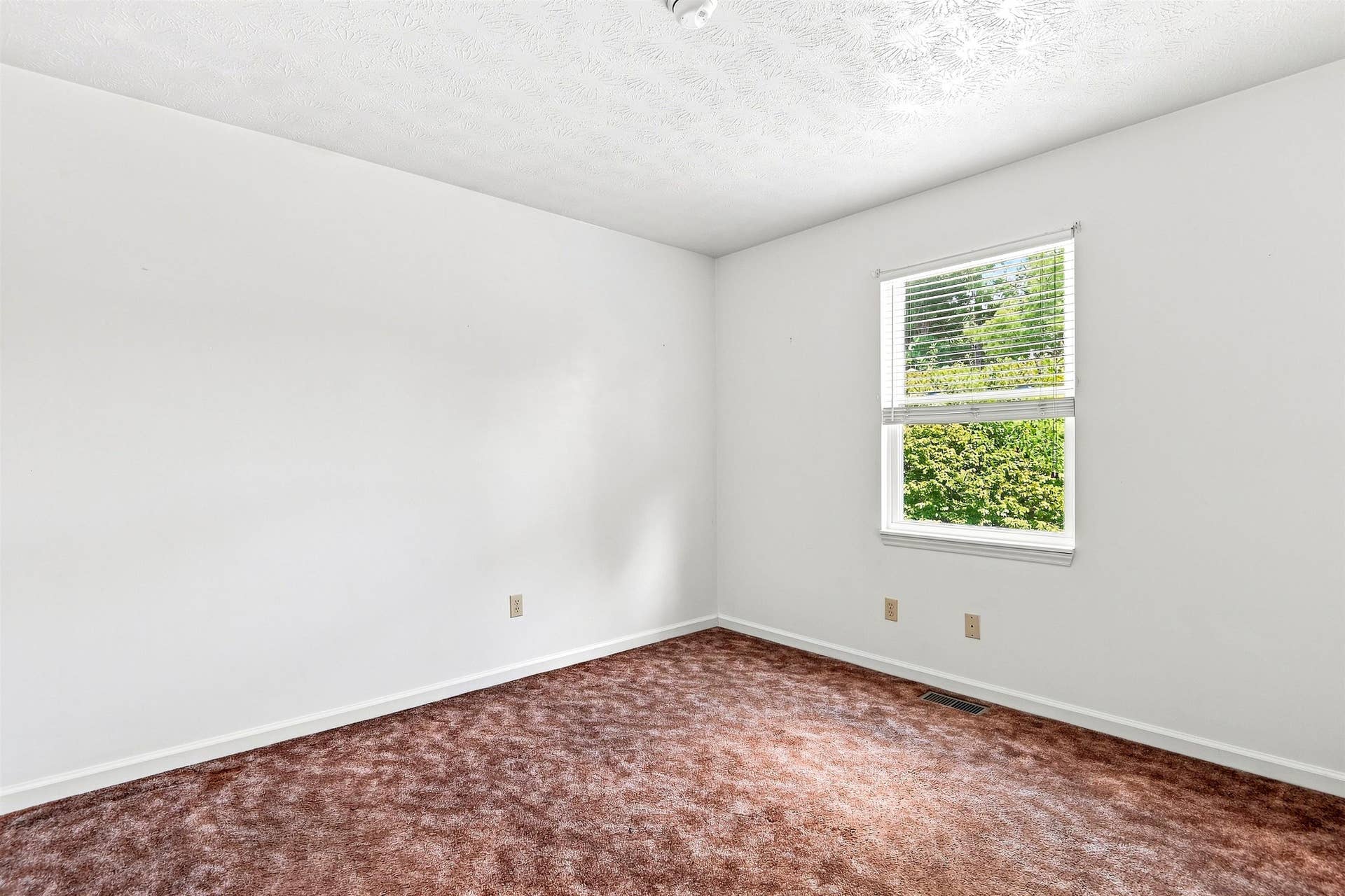 111 HAGAN Street, Christiansburg, VA 24073