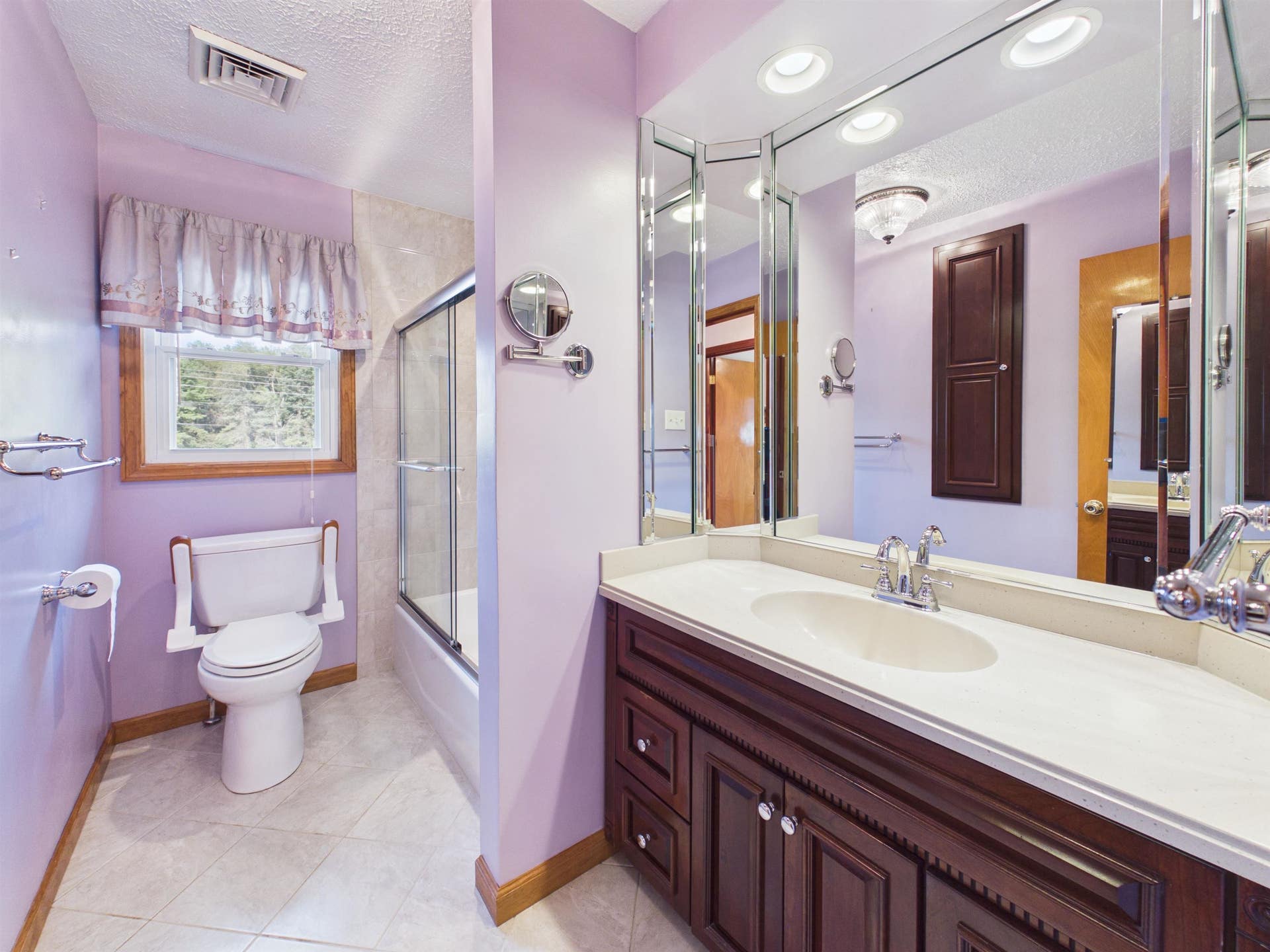 240 Walnut Drive, Christiansburg, VA 24073